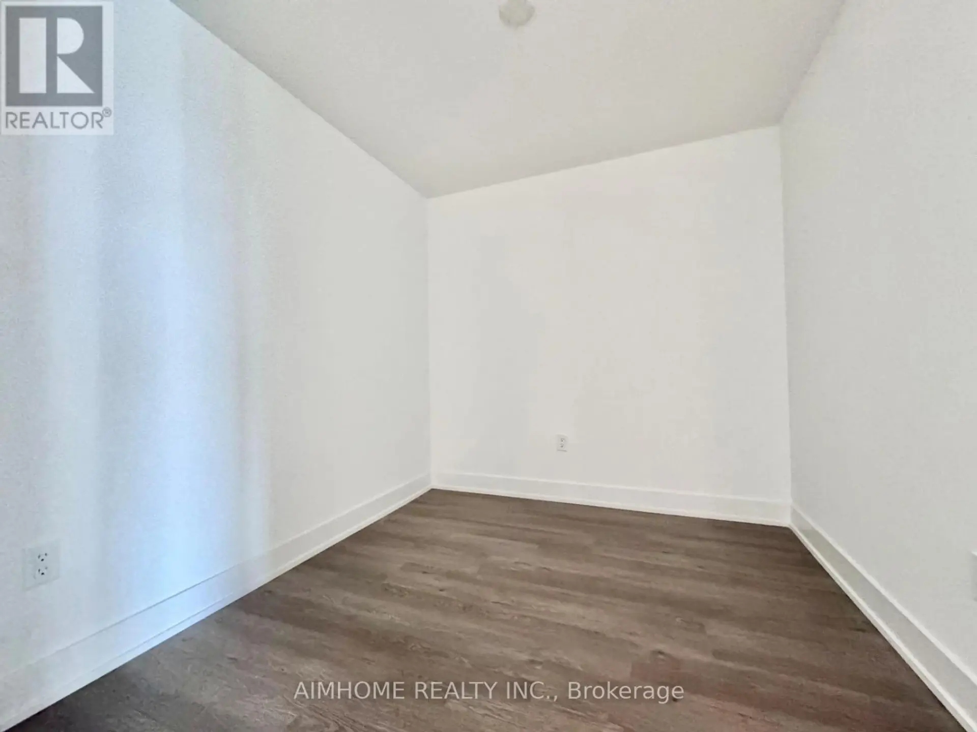 #1711 8 CEDARLAND DRIVE - Image 8