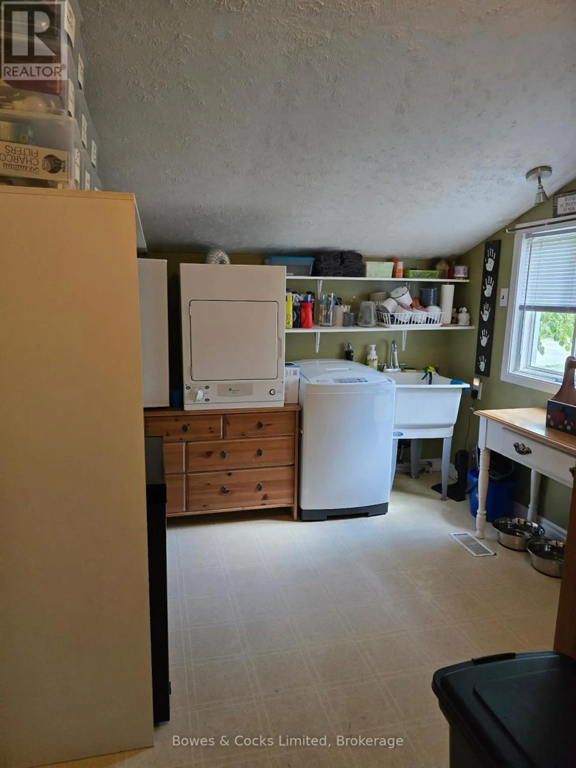 33 MAPLE GROVE ROAD - Image 14