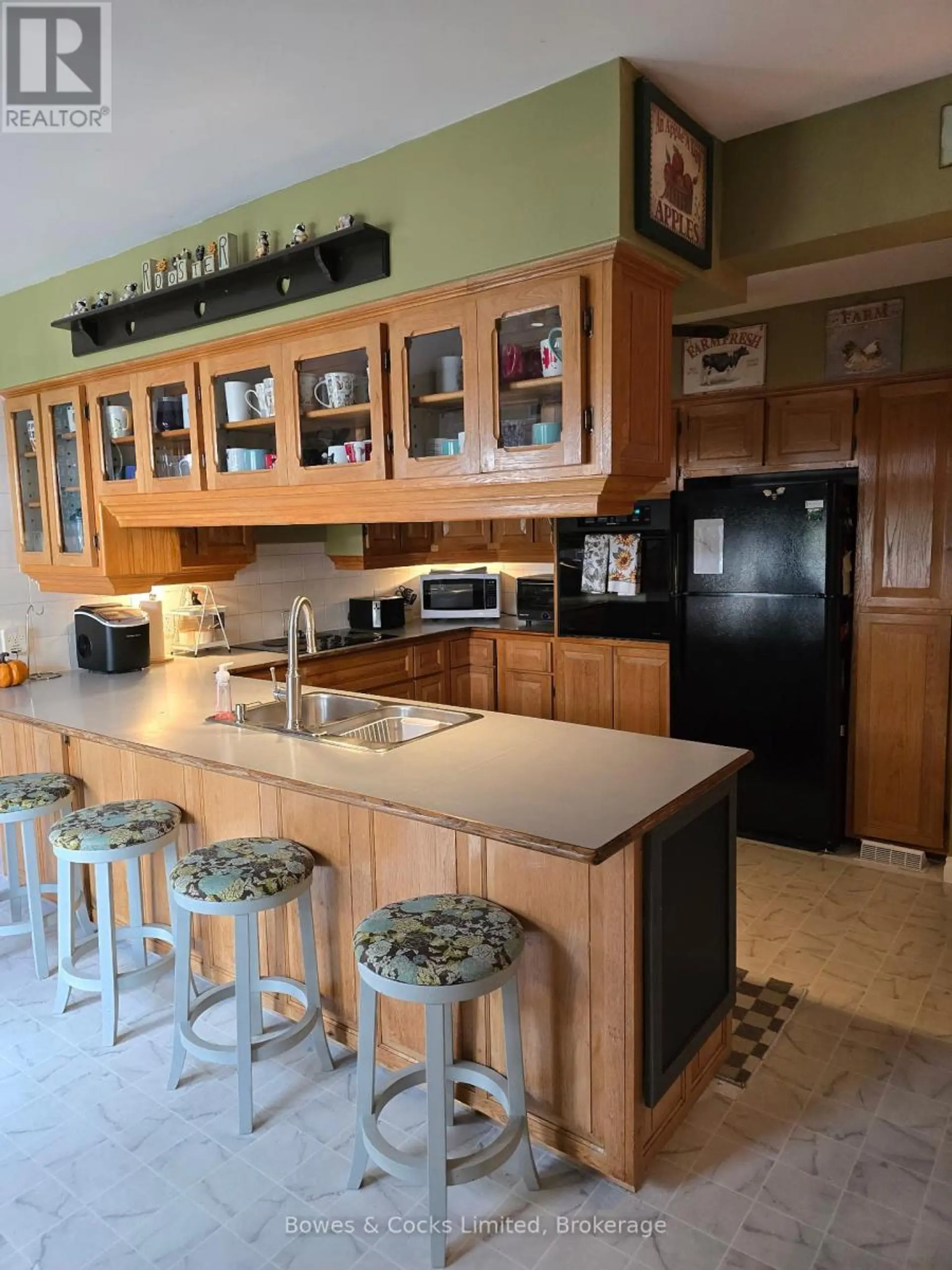 33 MAPLE GROVE ROAD - Image 8