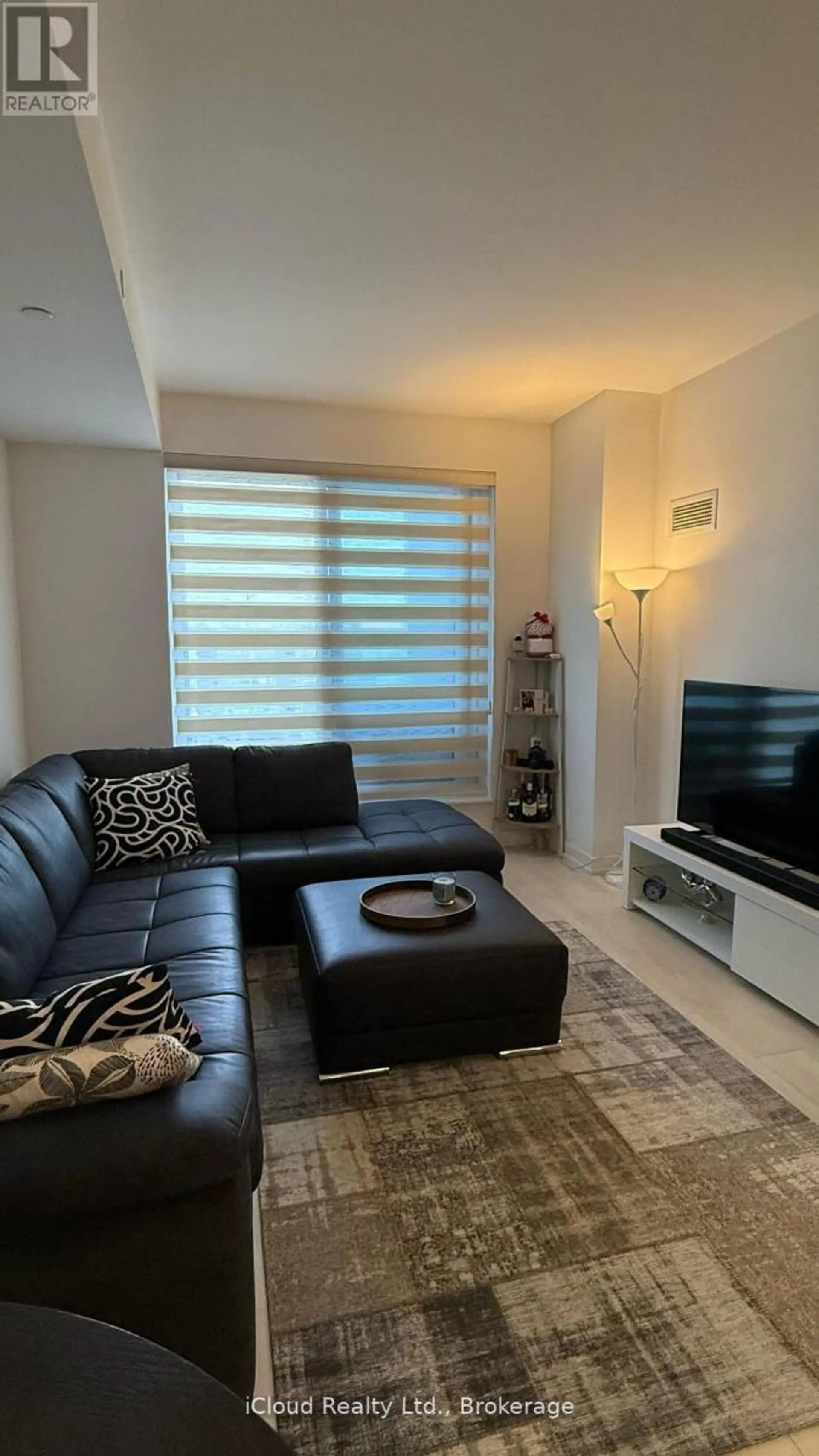 #210 7950 BATHURST STREET - Image 16