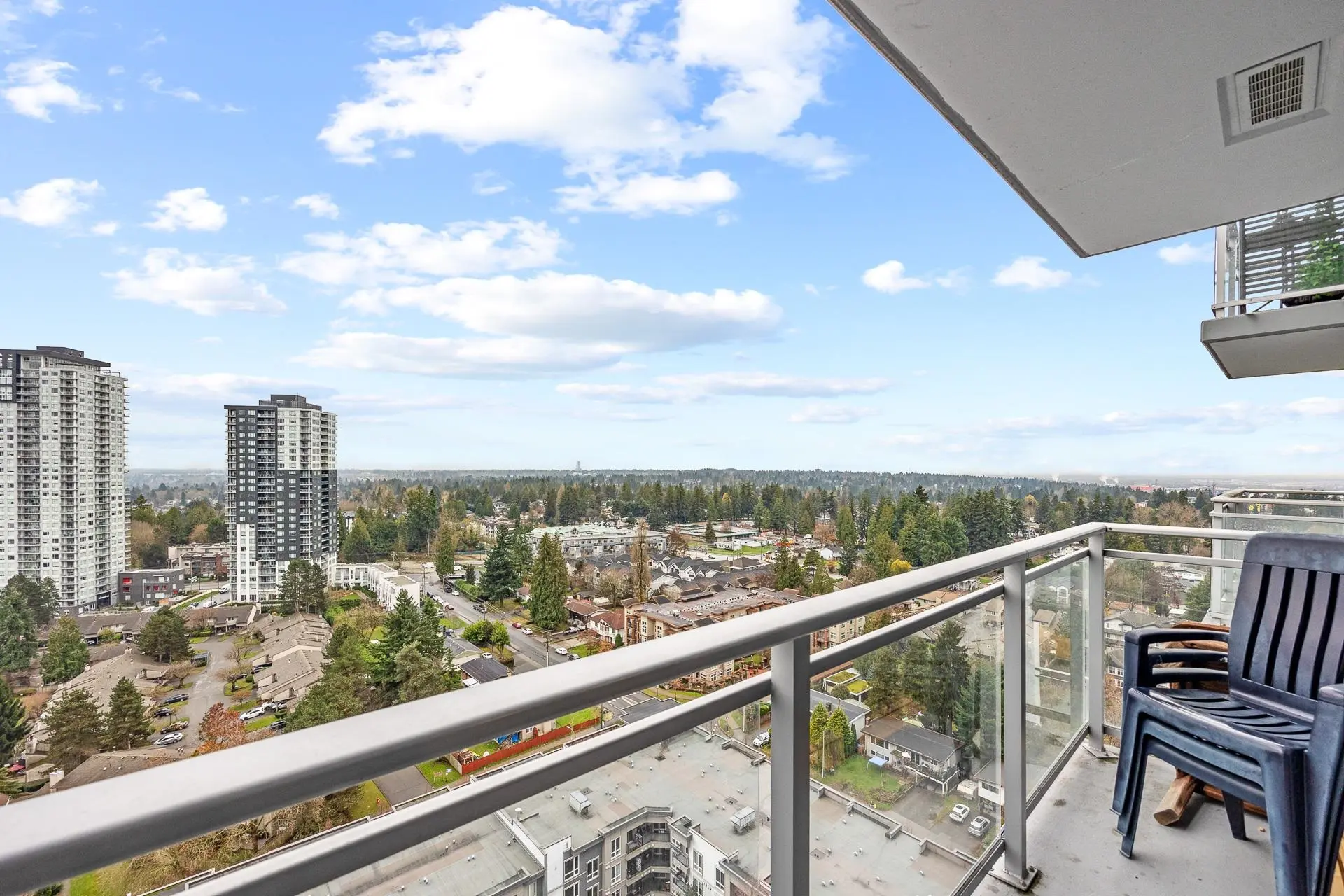 Property at #2511 13325 102a Avenue, Surrey, BC