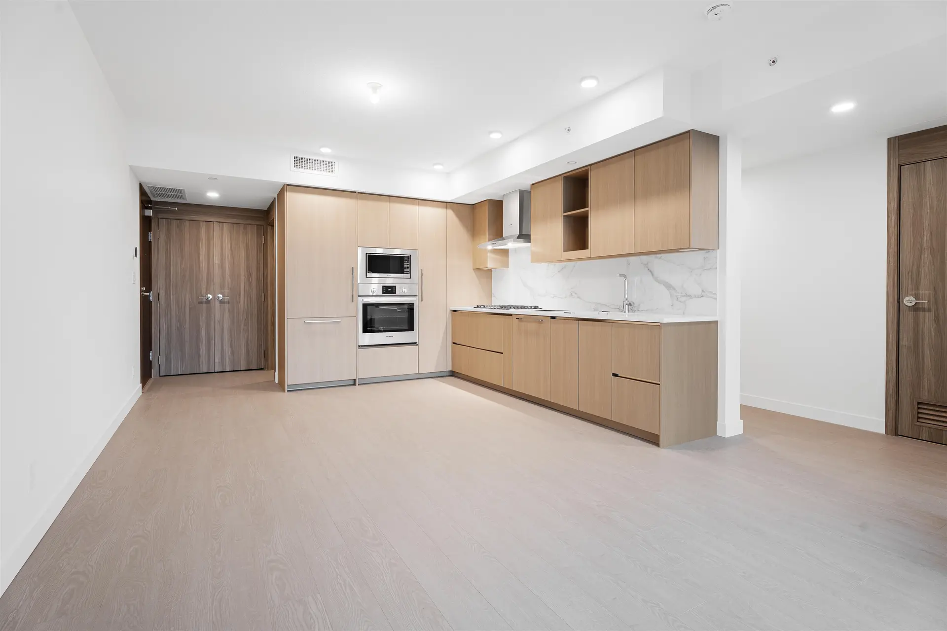 #2709 13768 100 Avenue - Image 5