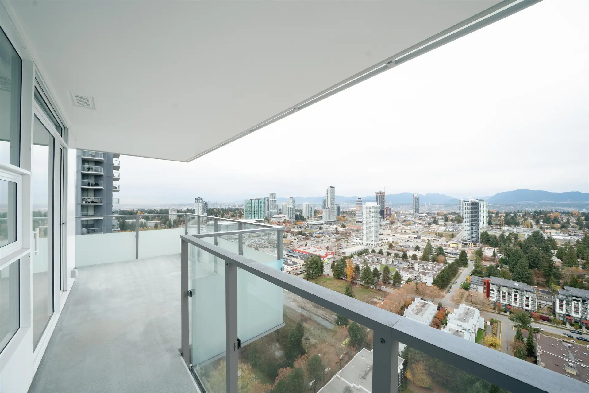 Property at #3307 13778 100 Avenue, Surrey, BC