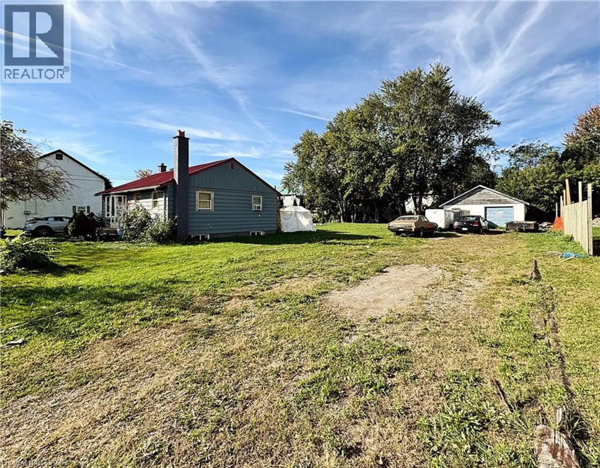 128 METCALFE STREET S - Image 3