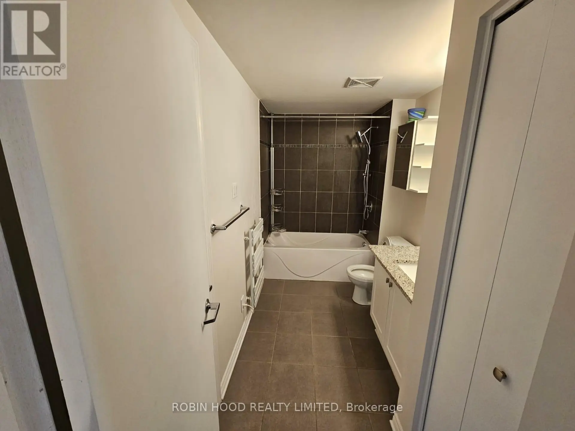 #1610 200 RIDEAU STREET - Image 12