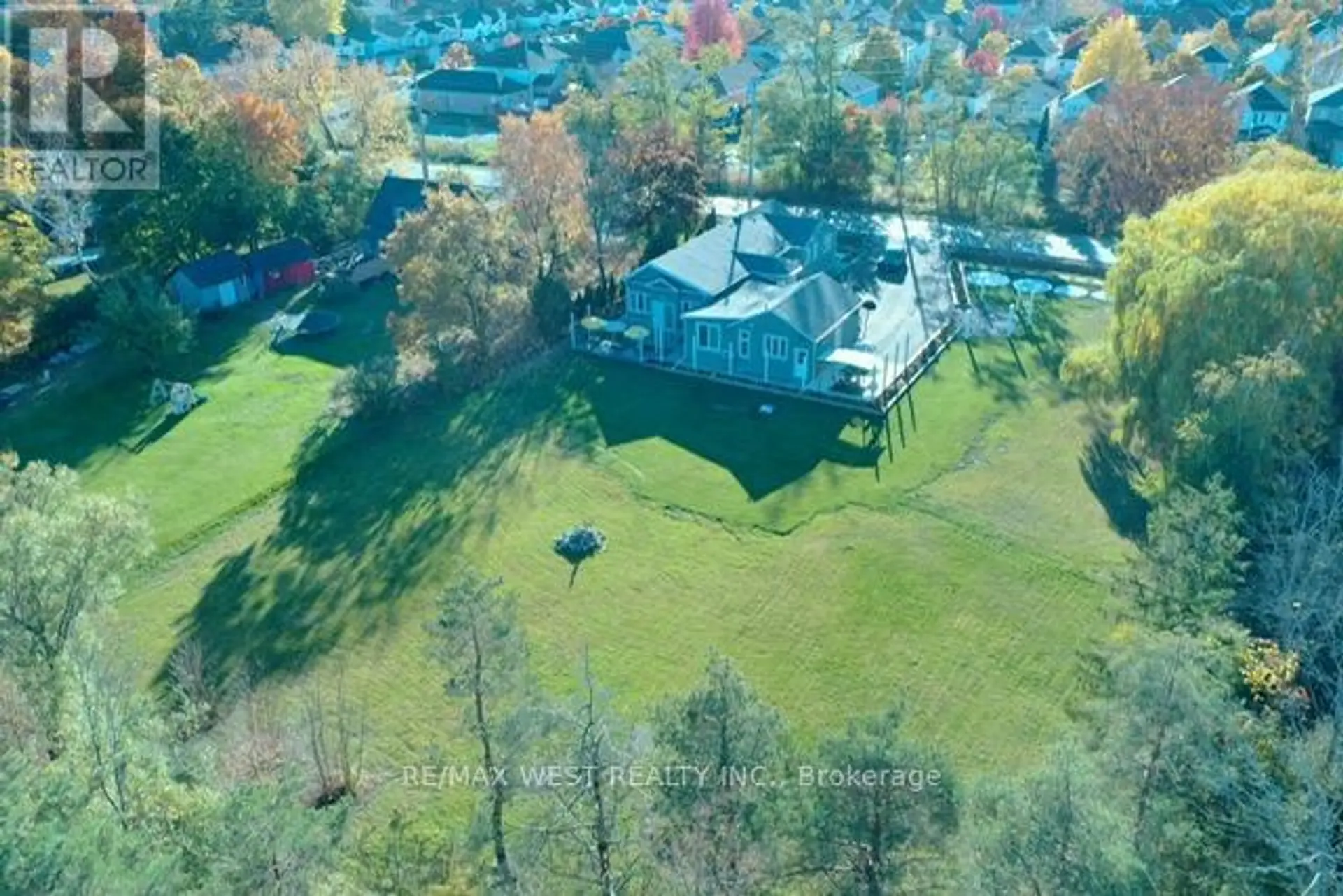 493 TOWNLINE ROAD N - Image 2