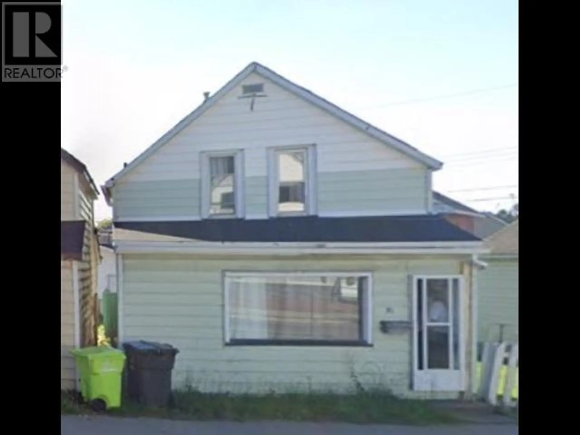 91 WELLINGTON ST W - Image 1
