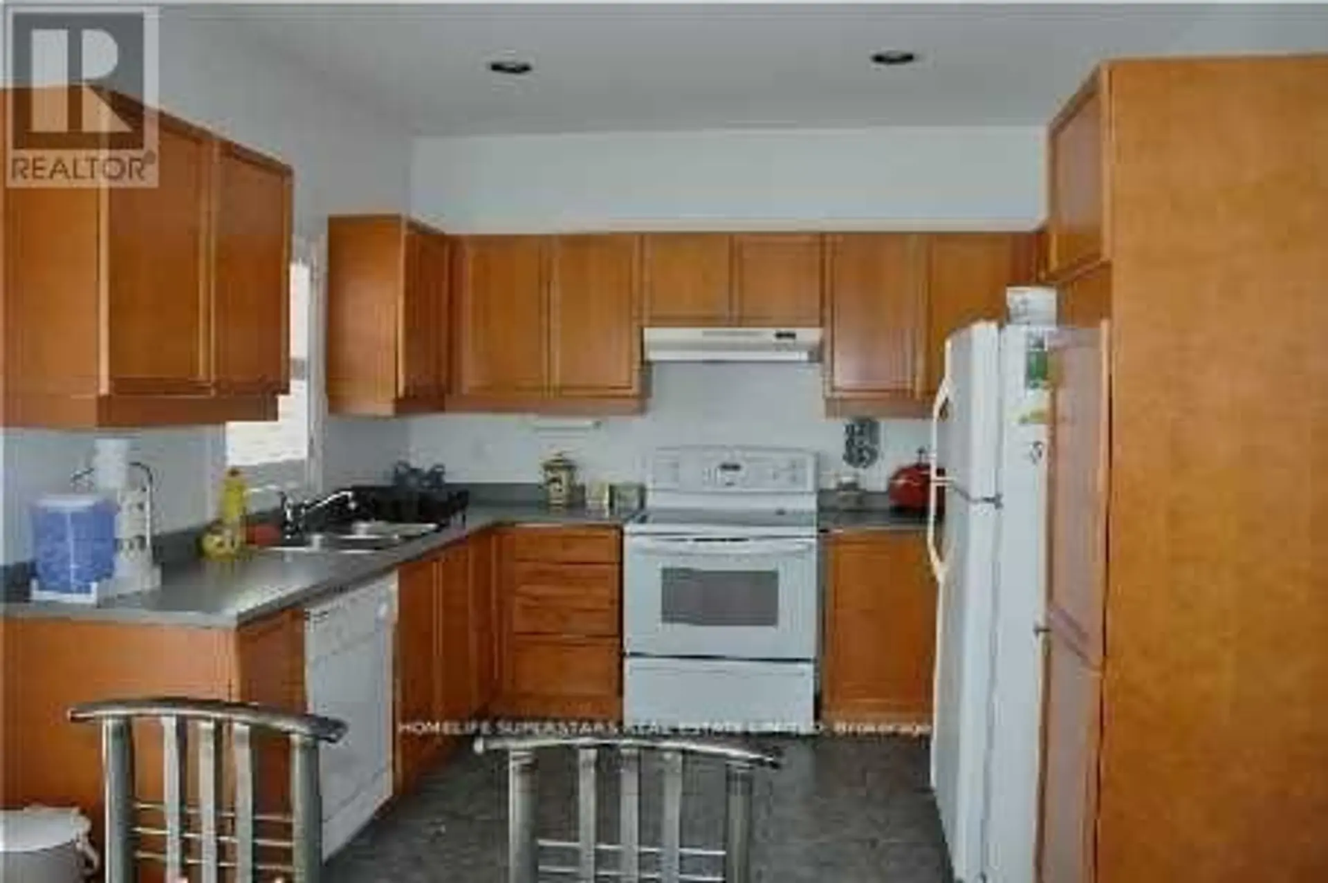 34 POGONIA STREET E - Image 6