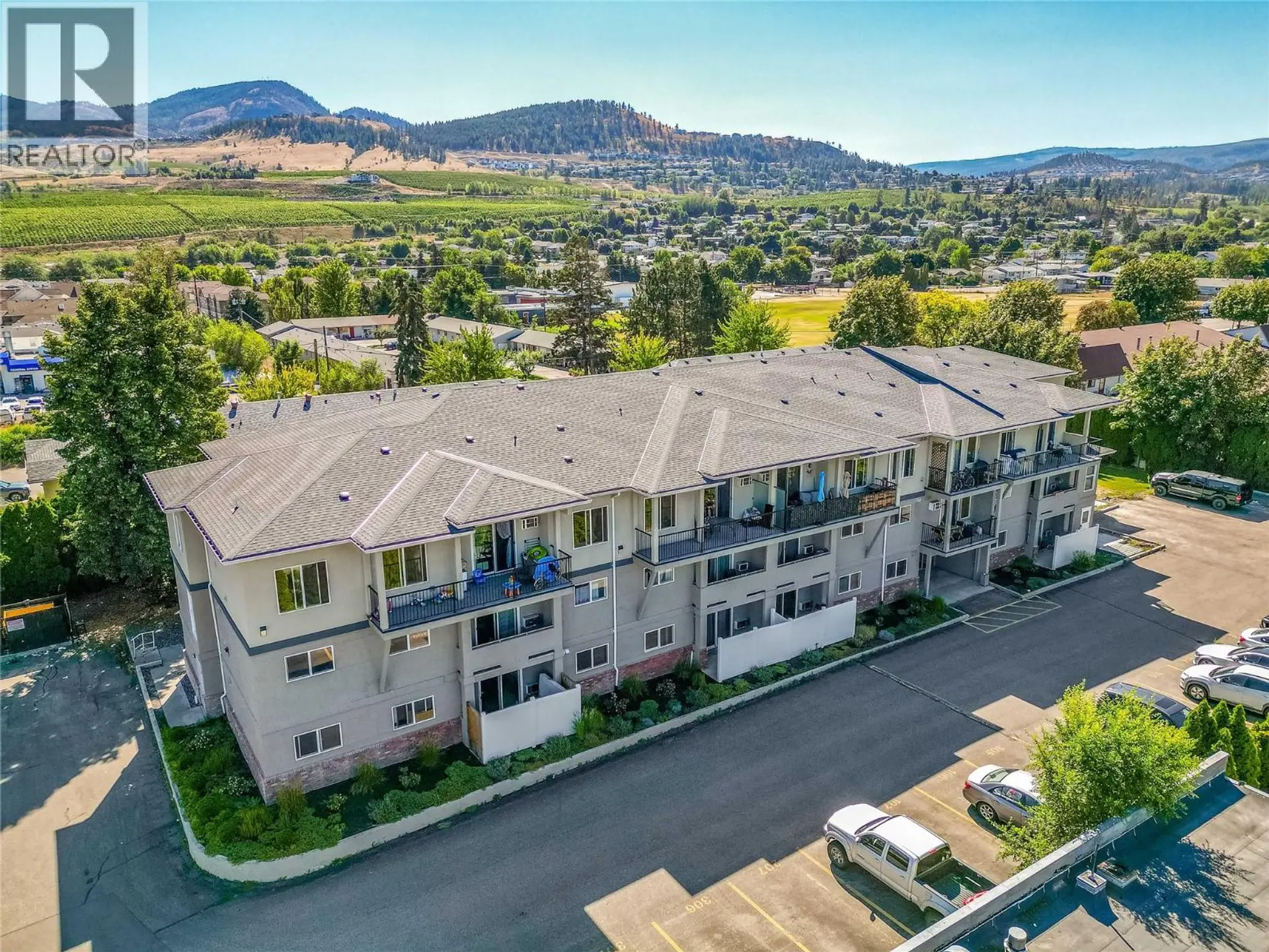 Property at 205 Highway 33 E, Kelowna, BC