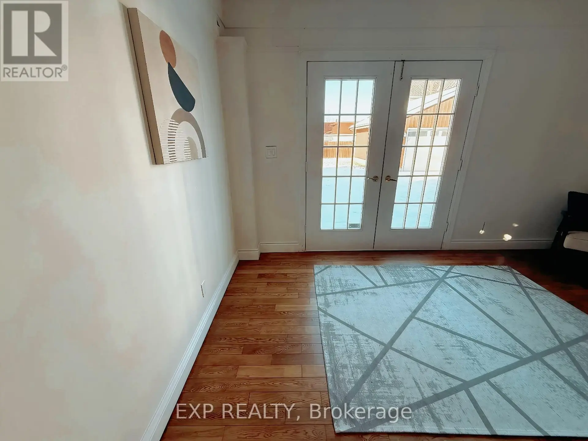 376 KING STREET E - Image 14