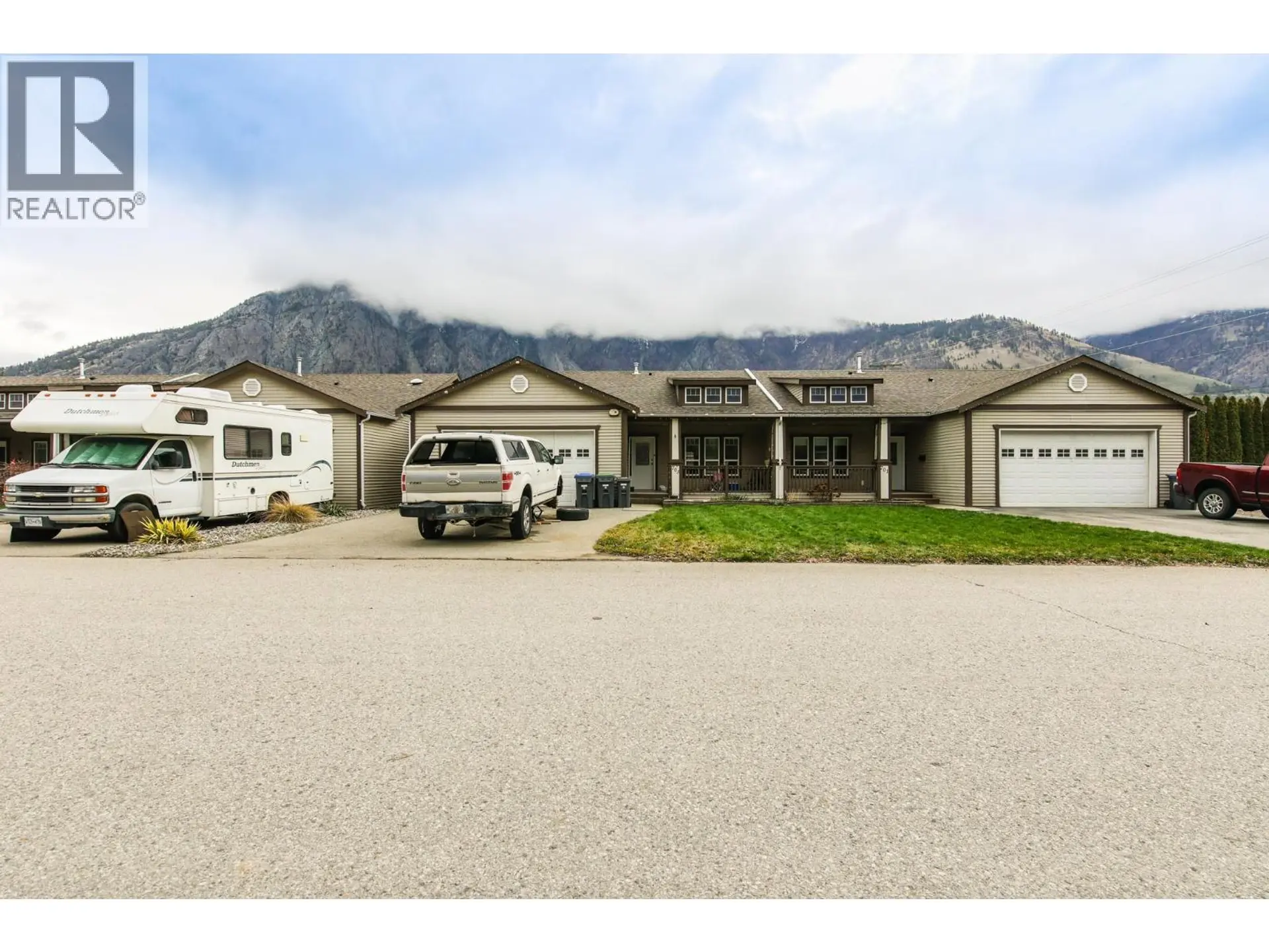 Property at 703 9TH Avenue, Keremeos, BC