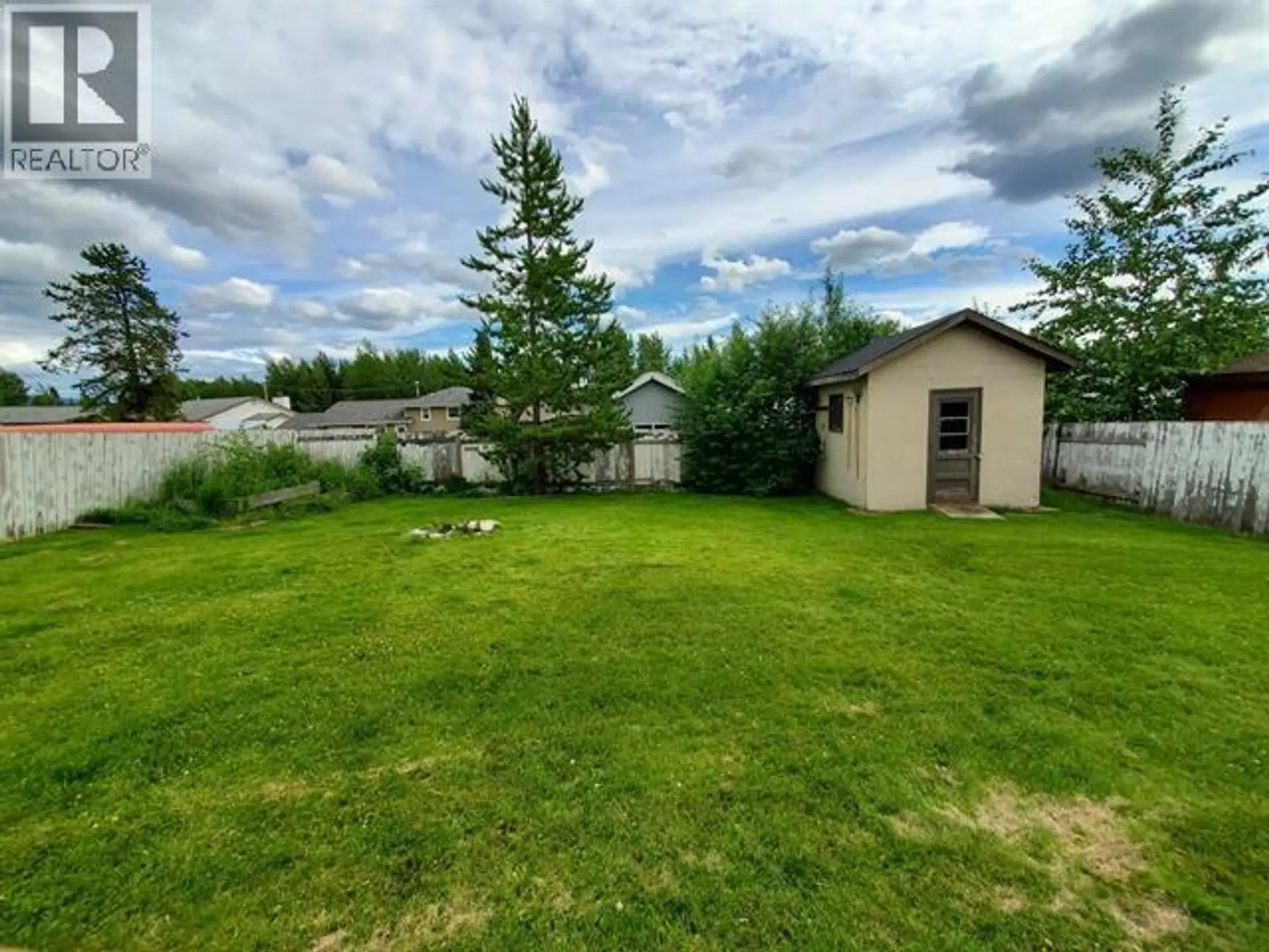 27 MANSON CRESCENT - Image 2