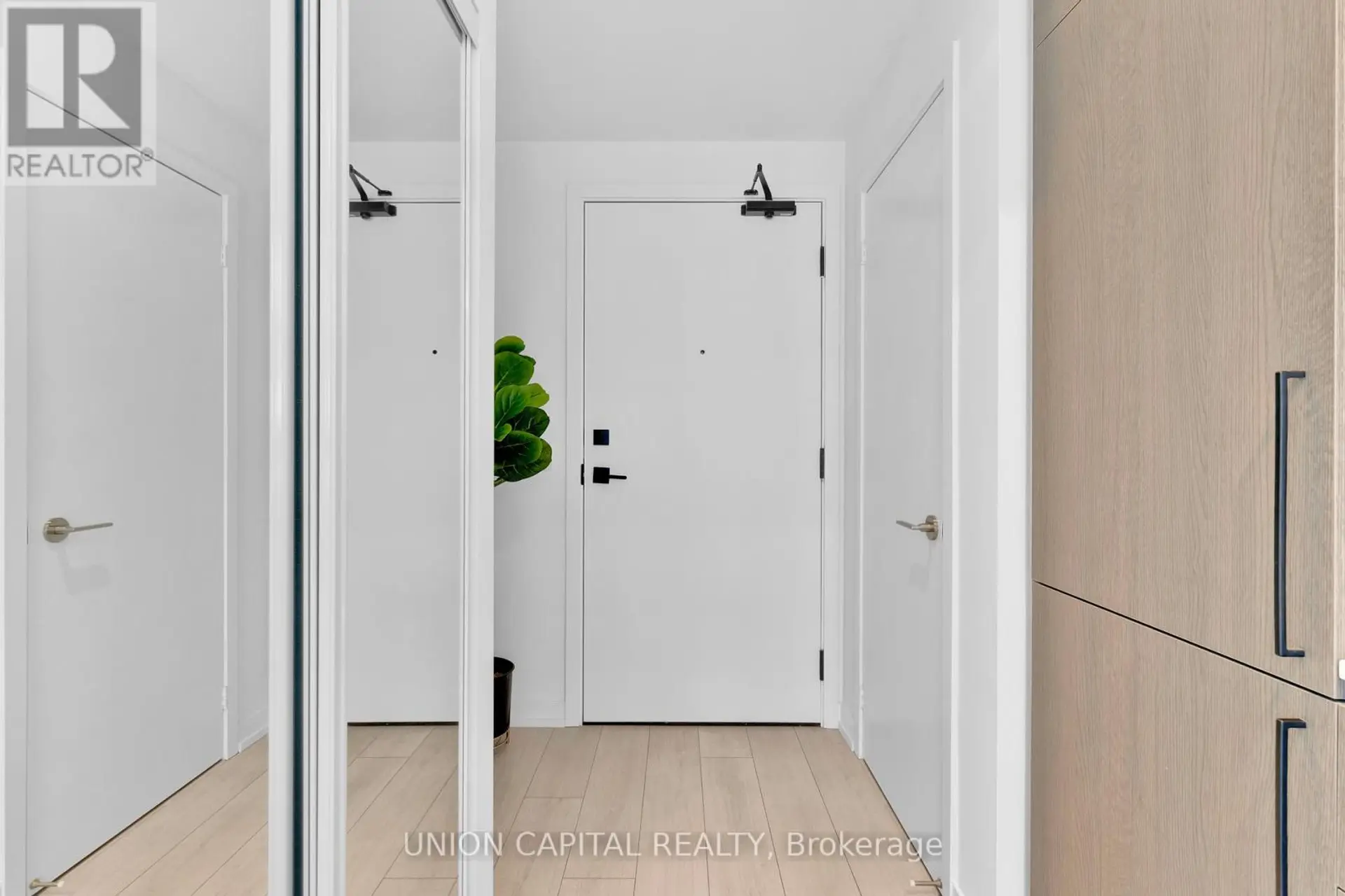 #4606 55 MERCER STREET - Image 4