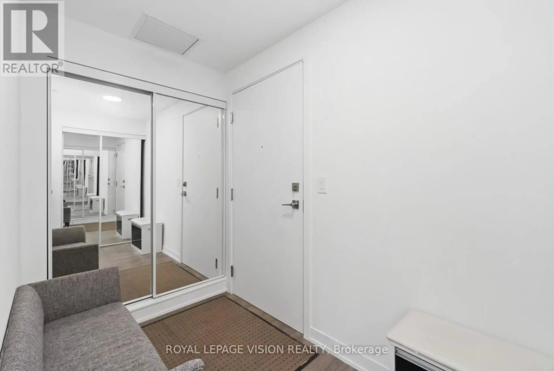 #209 130 CANON JACKSON DRIVE - Image 5