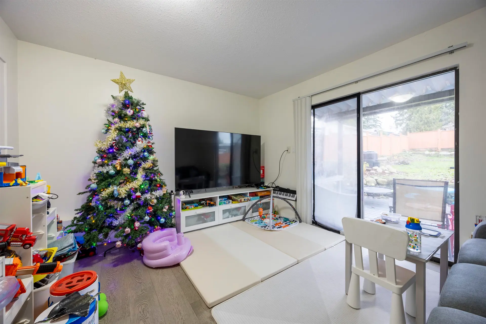 387 Mundy Street - Image 13