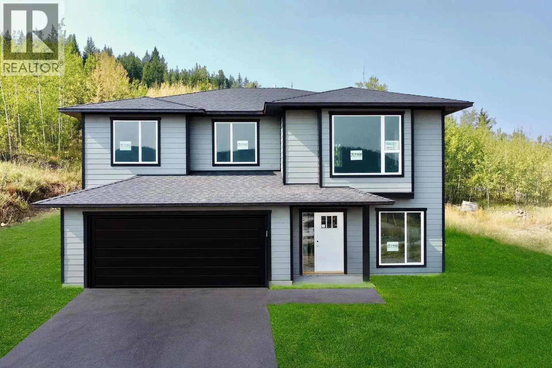 Property at 905 SPRUCE PLACE, 100 Mile House, BC