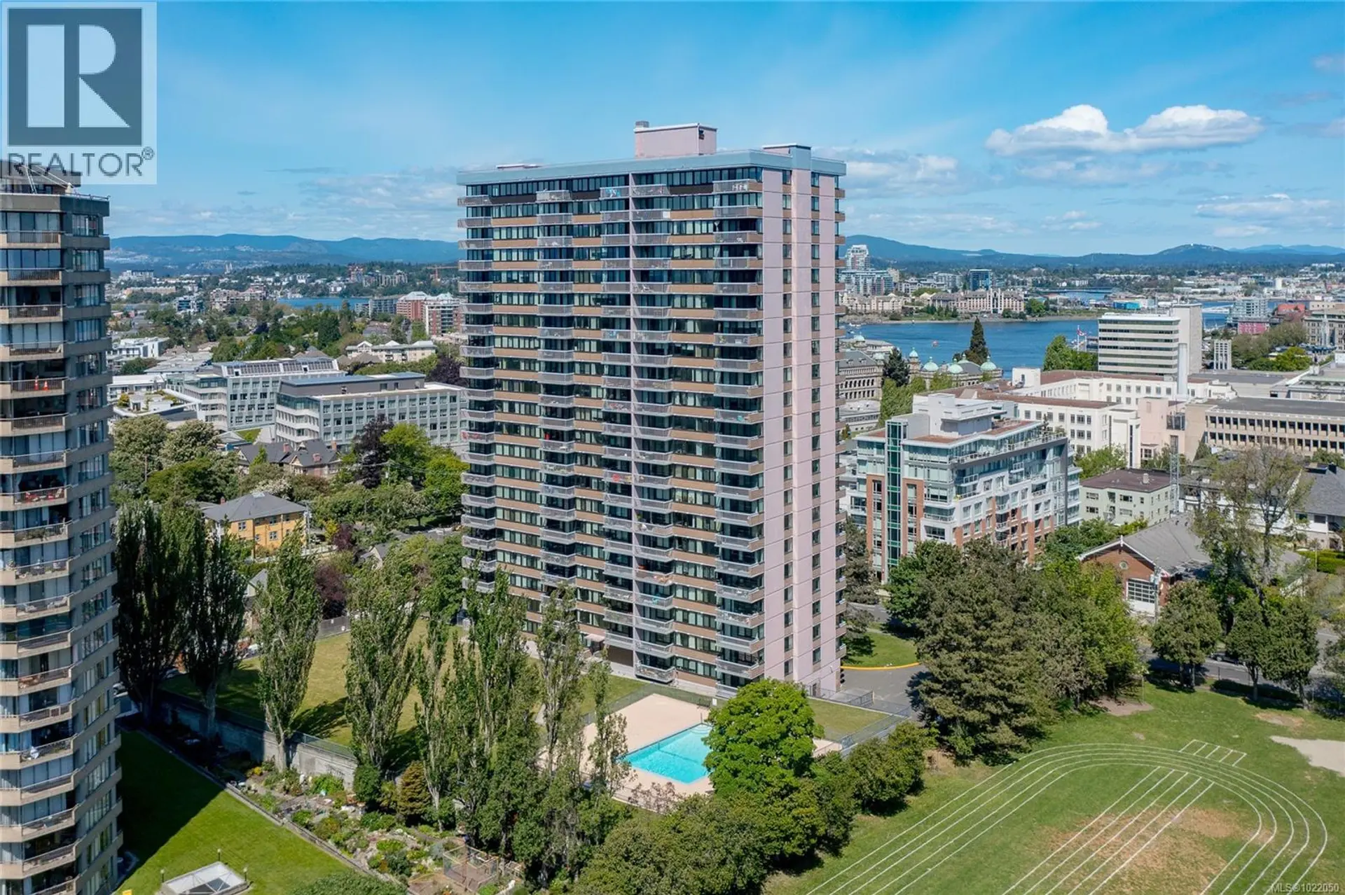 Property at #1608 647 Michigan St, Victoria, BC