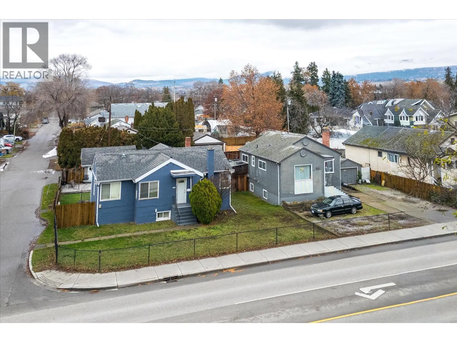 2405 Pandosy Street - Image 2