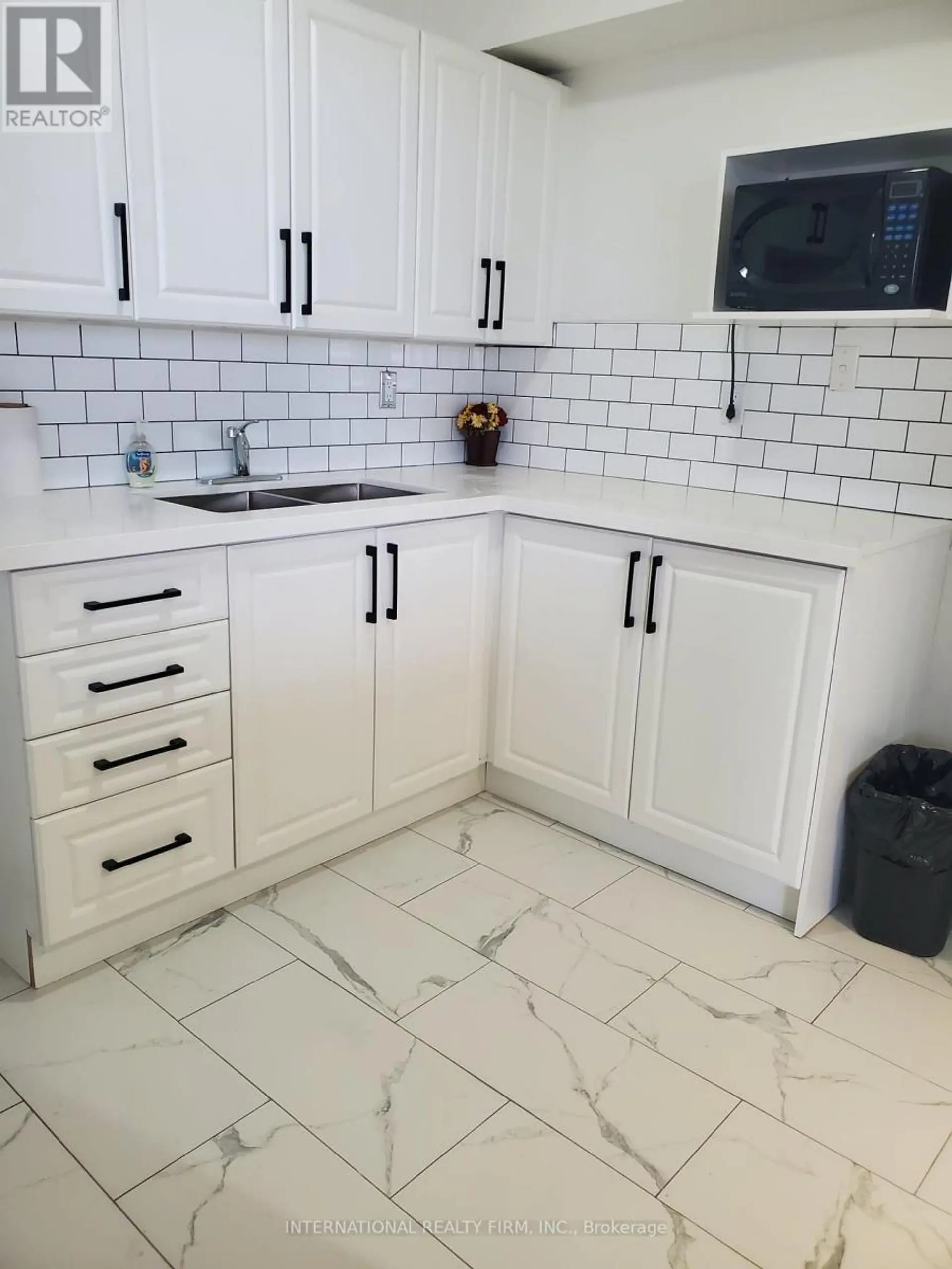 [private address] - Image 1