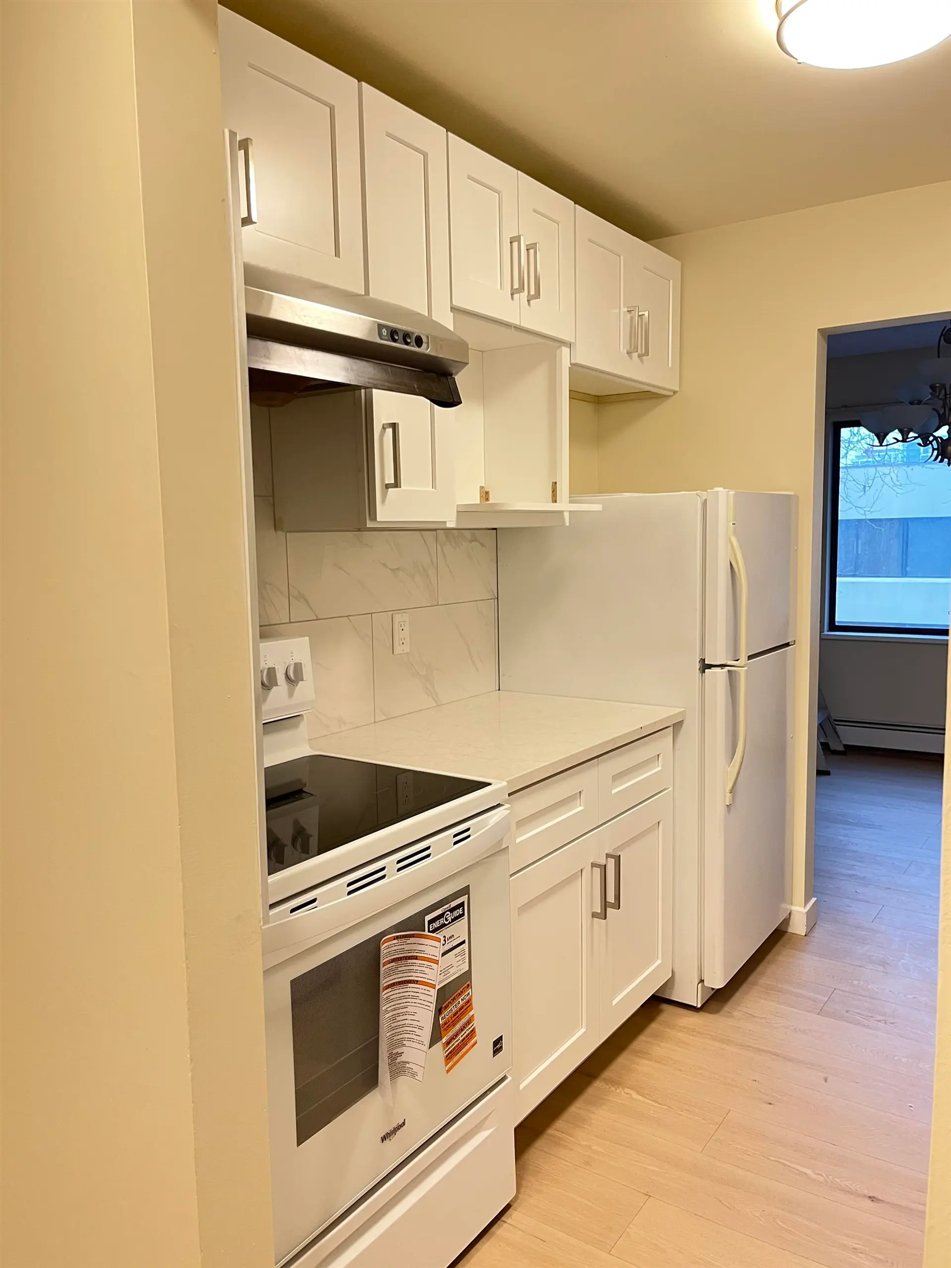 #302 5500 Cooney Road - Image 4