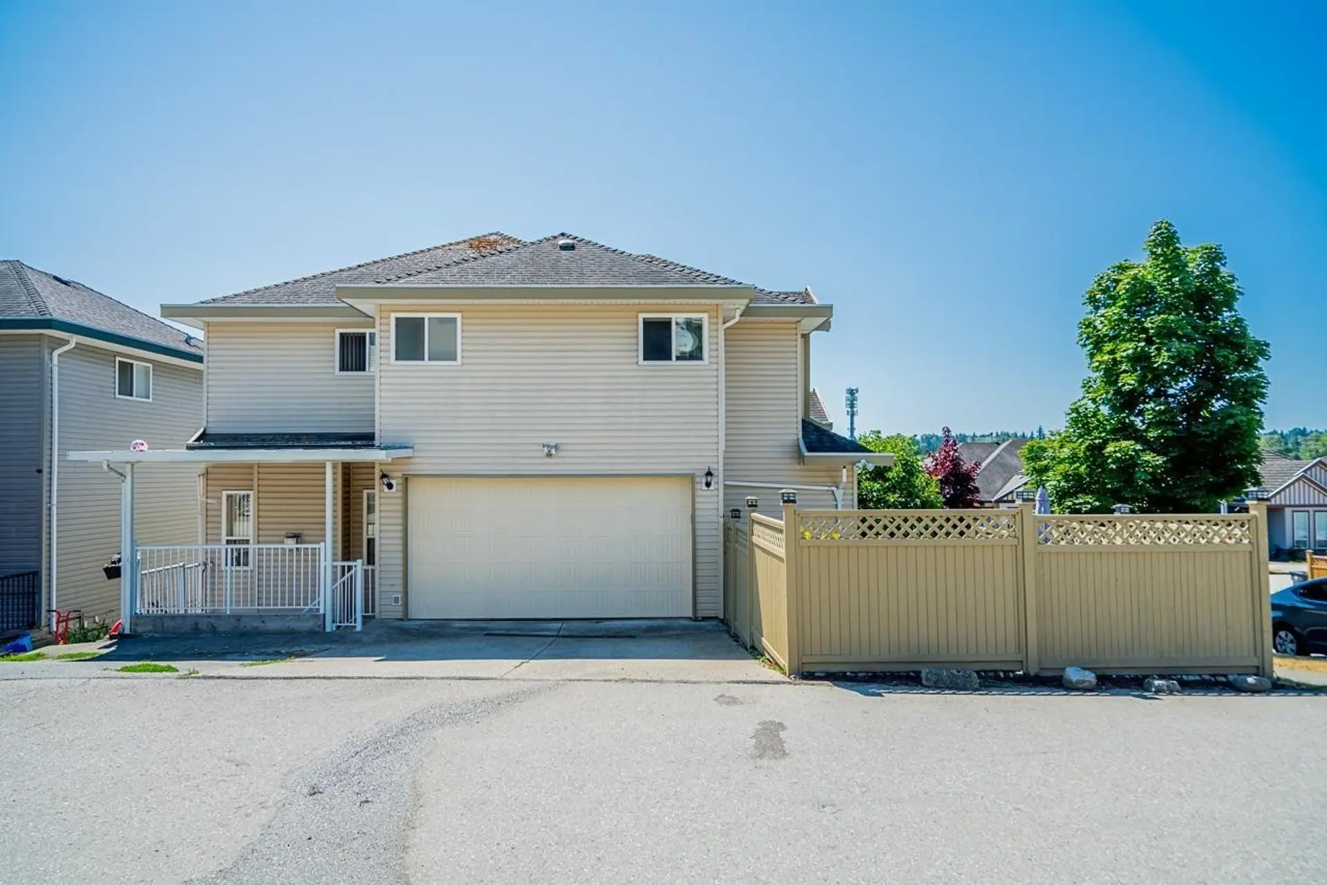 14605 67b Avenue - Image 3