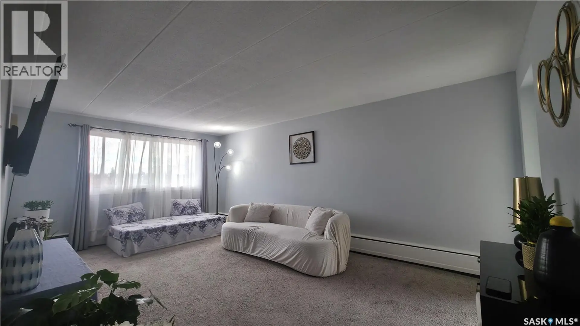 #17 2620 5TH AVENUE N - Image 2
