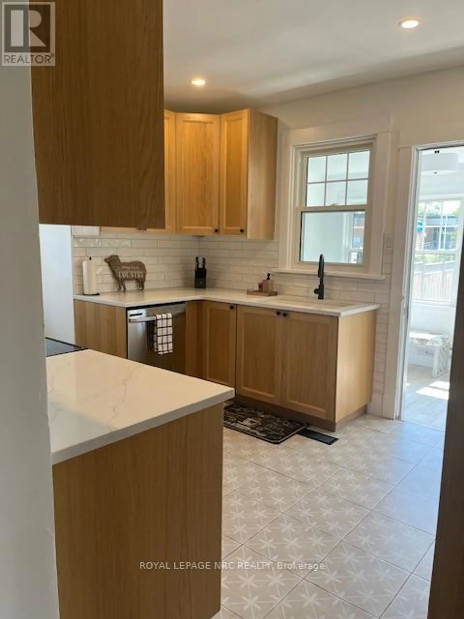 5706 KING STREET - Image 11