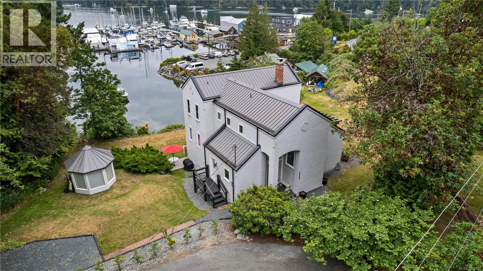 Property at 5025 Genoa Bay Rd, Duncan, BC
