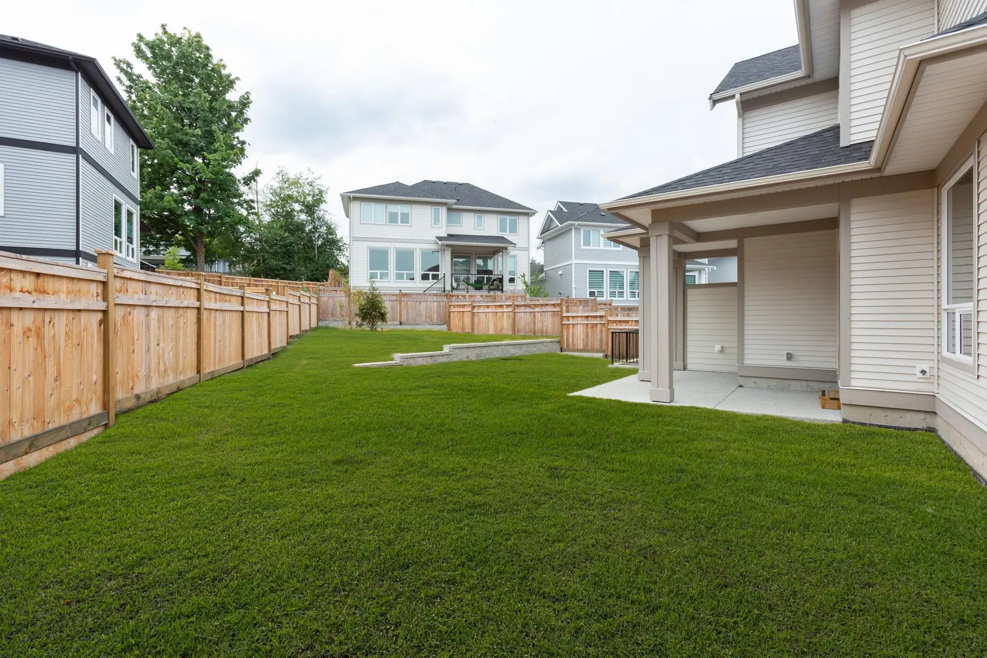 10125 Elderberry Crescent - Image 11