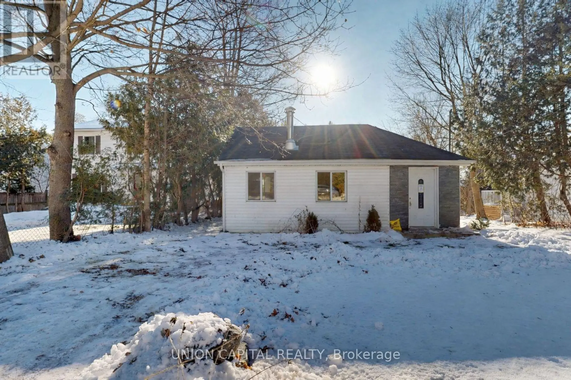 27 CONNOR DRIVE - Image 1