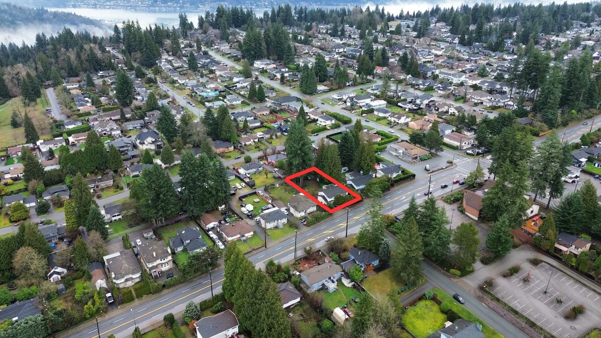 939 Como Lake Avenue - Image 2