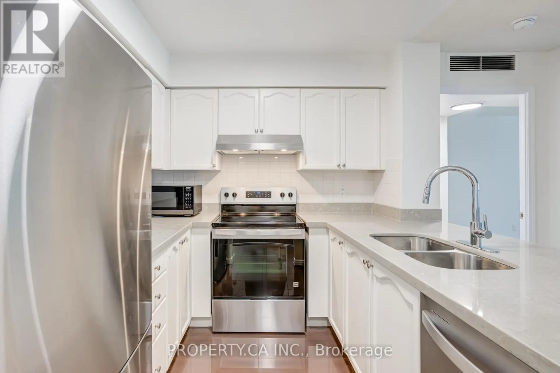 #2309 8 HILLCREST AVENUE - Image 6