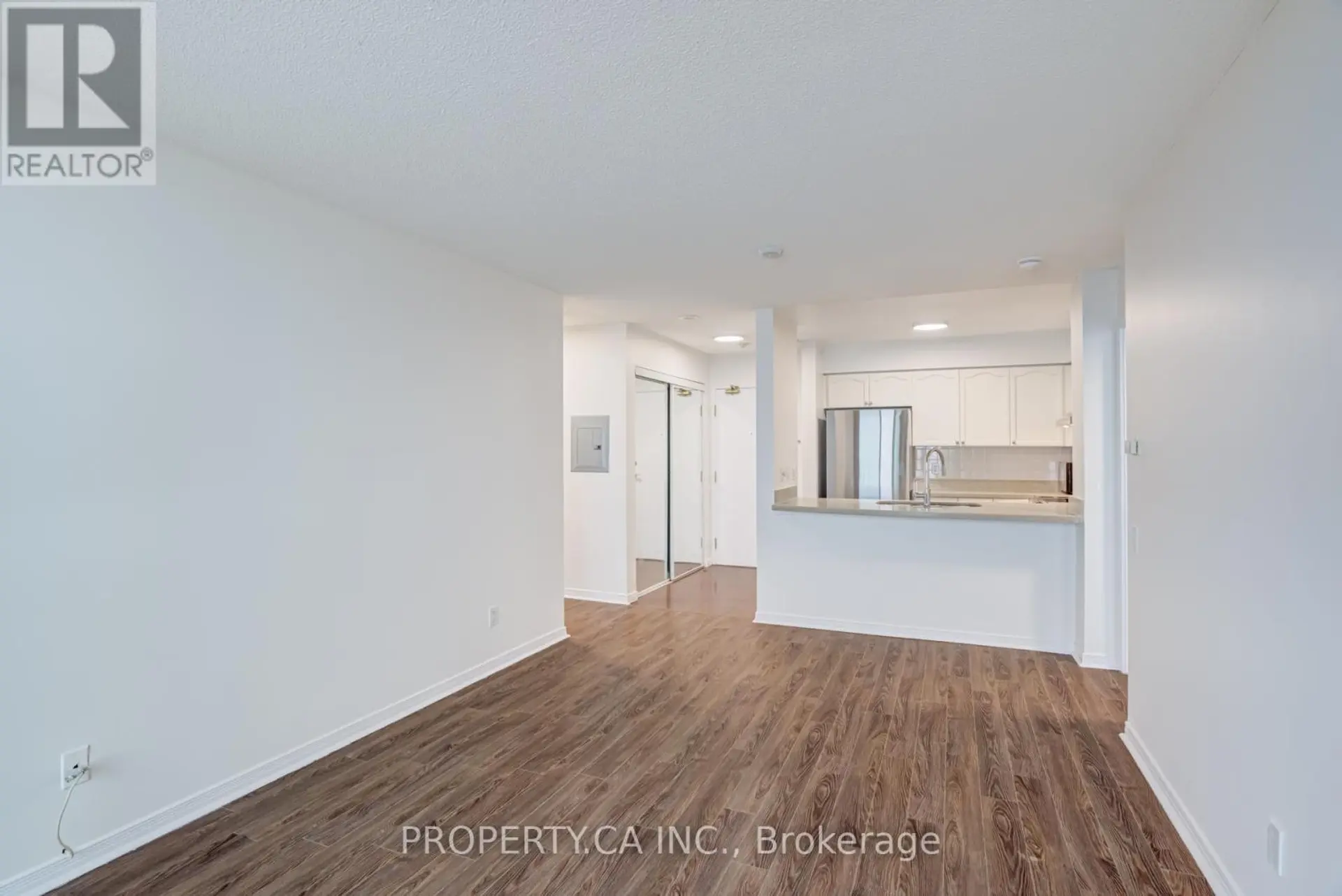 #2309 8 HILLCREST AVENUE - Image 9
