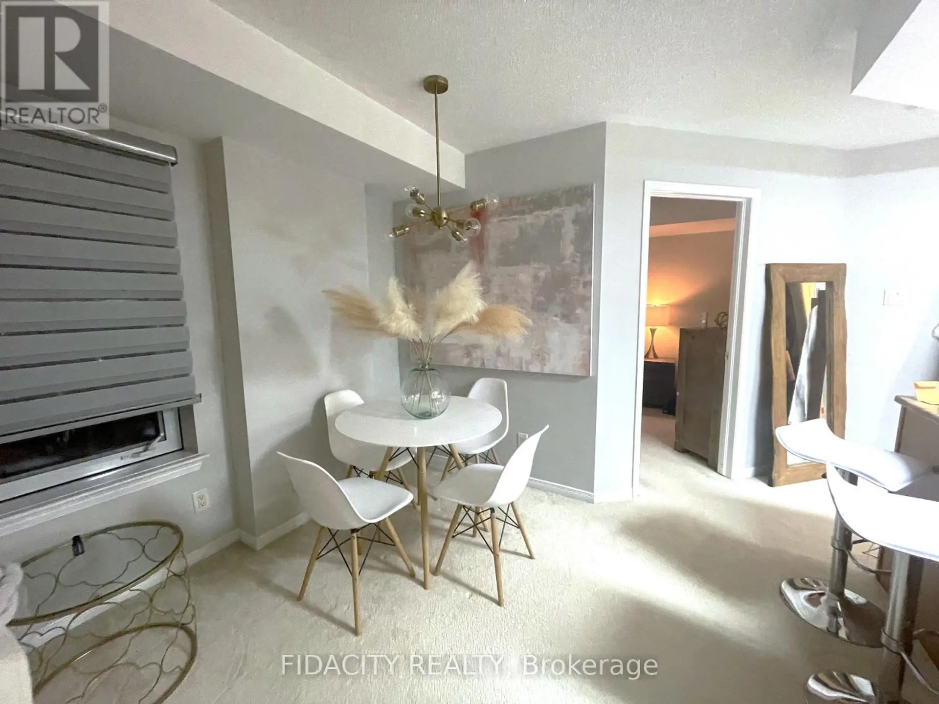 #5L 310 CENTRAL PARK DRIVE - Image 6