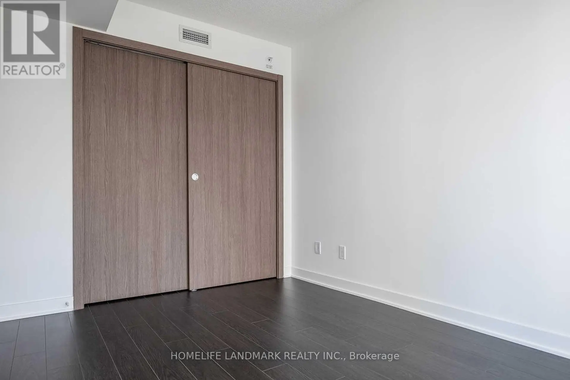 #3205 17 BATHURST ST STREET - Image 6