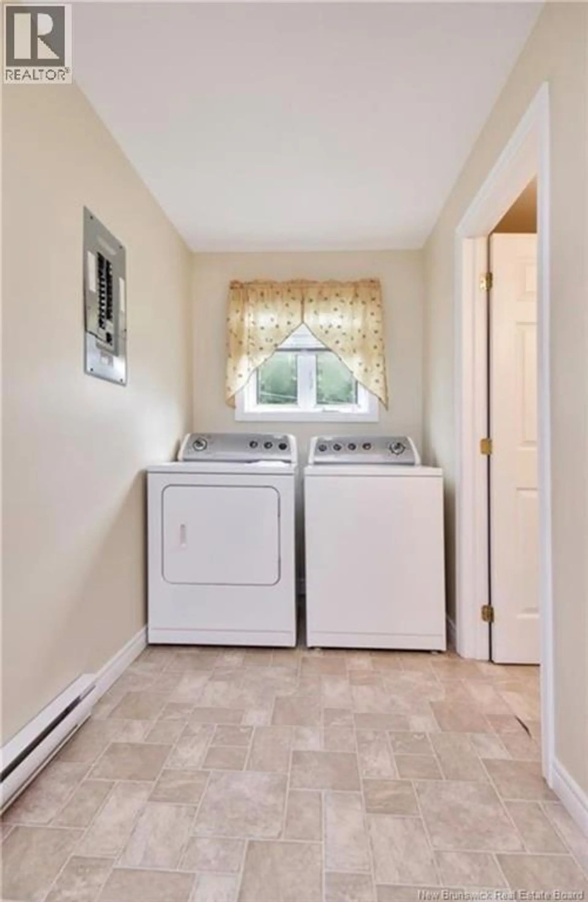 67 Rue Carleton - Image 5