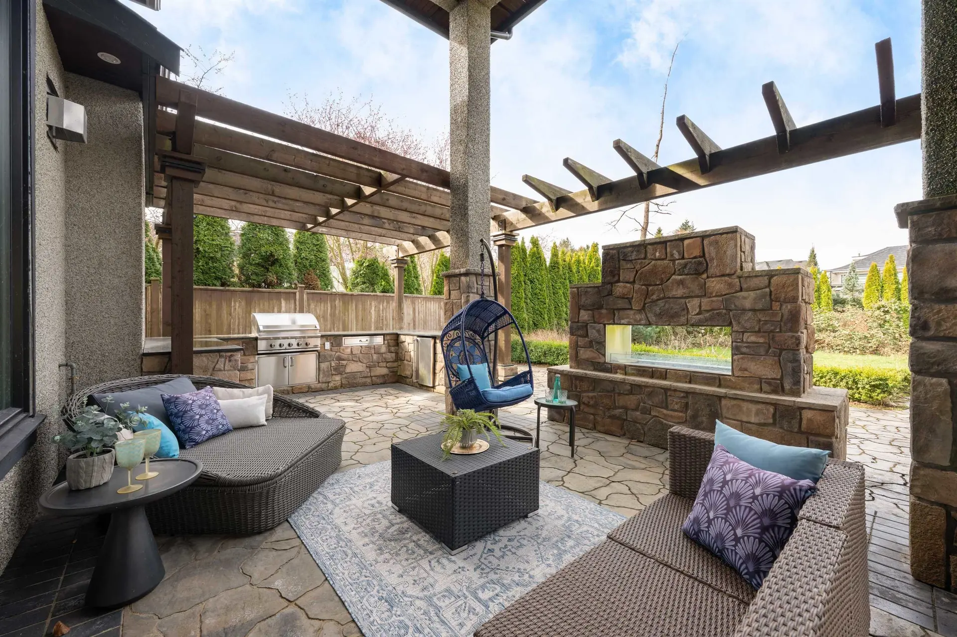 5911 Gibbons Drive - Image 9