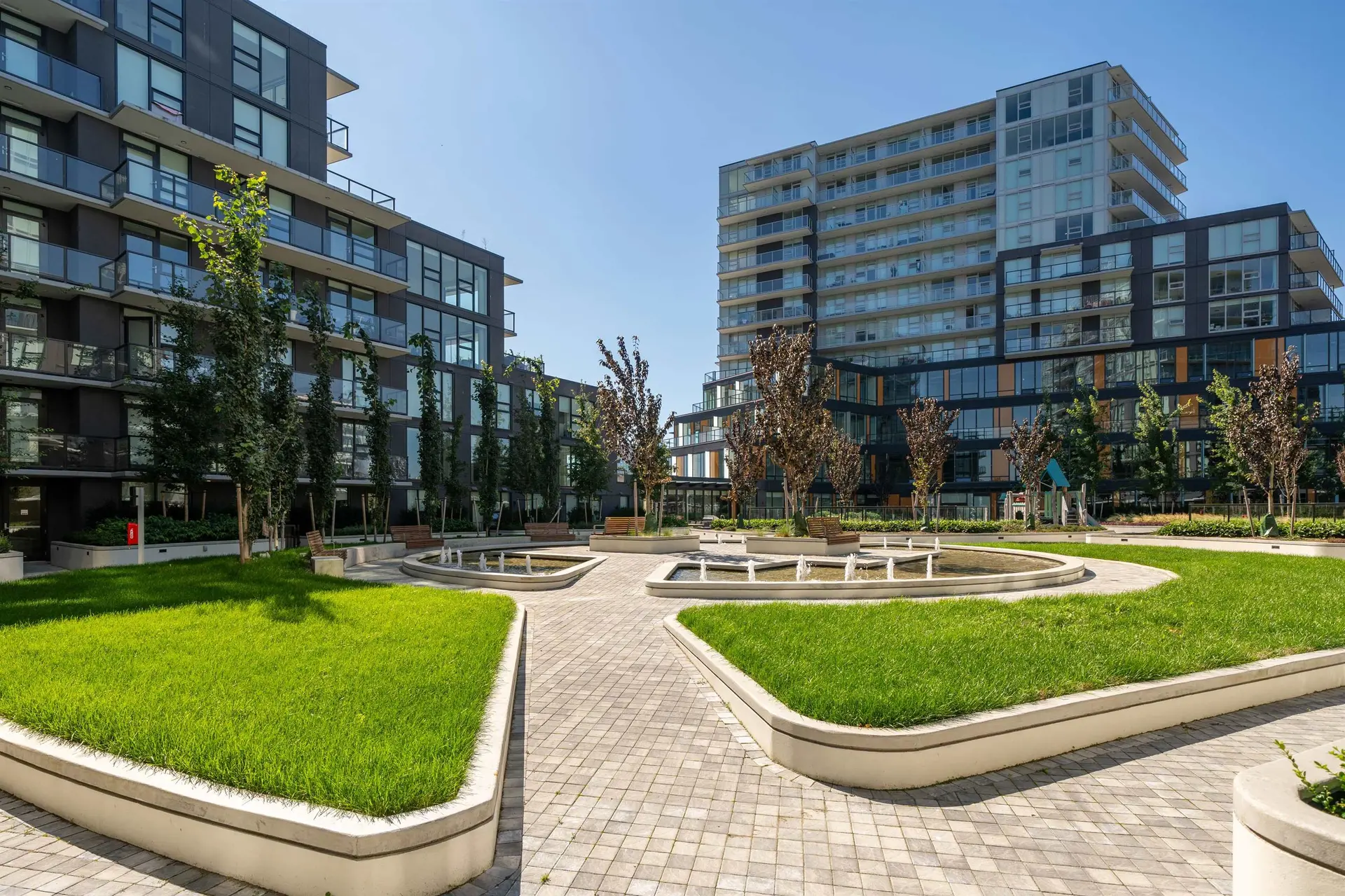 #902 6655 Buswell Street - Image 3