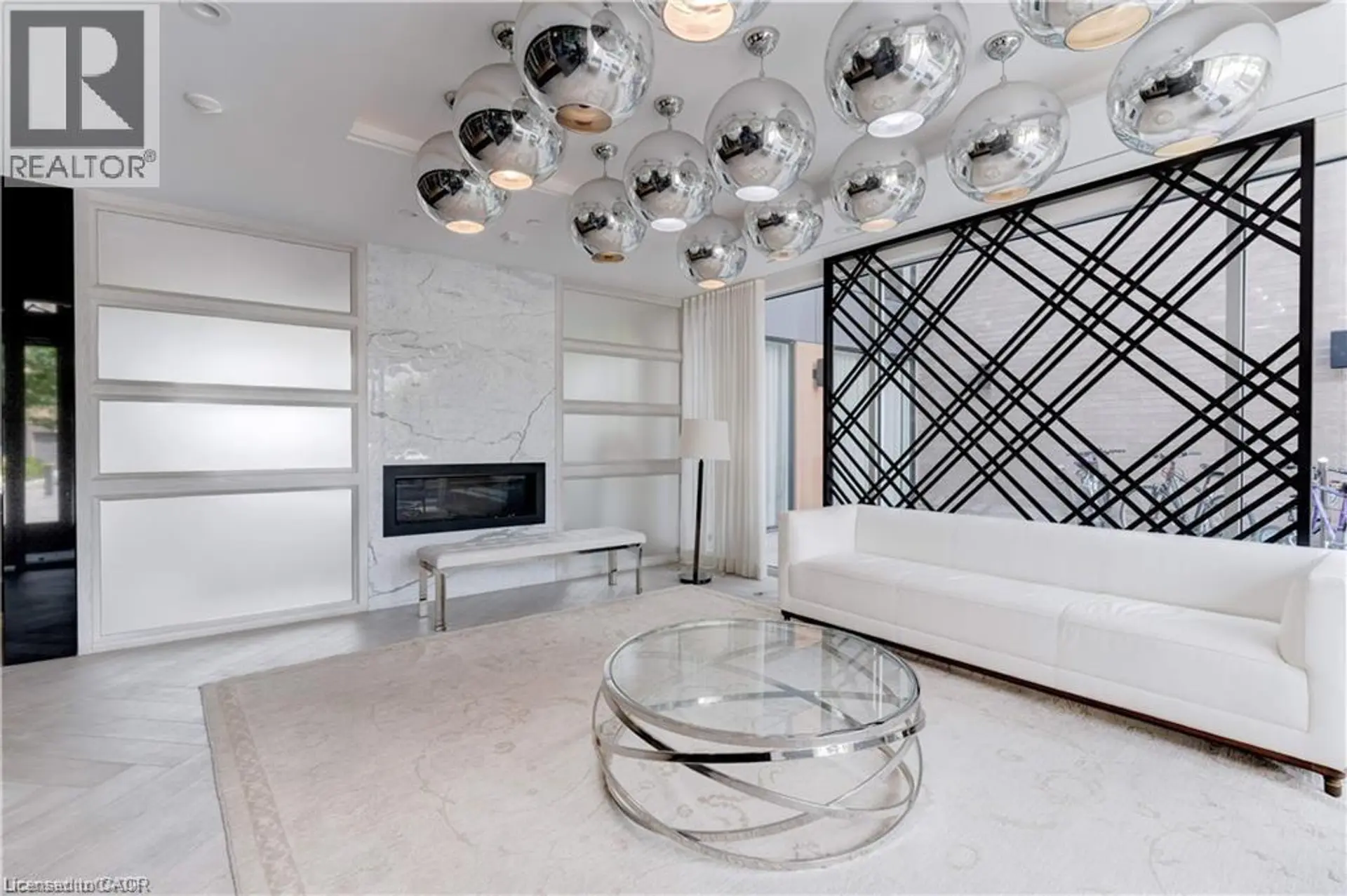 #119 168 SABINA DRIVE - Image 4