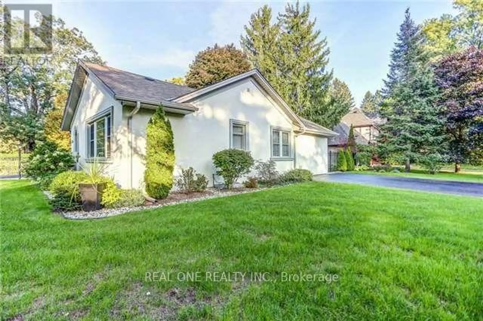 1268 LORNE PARK ROAD - Image 2