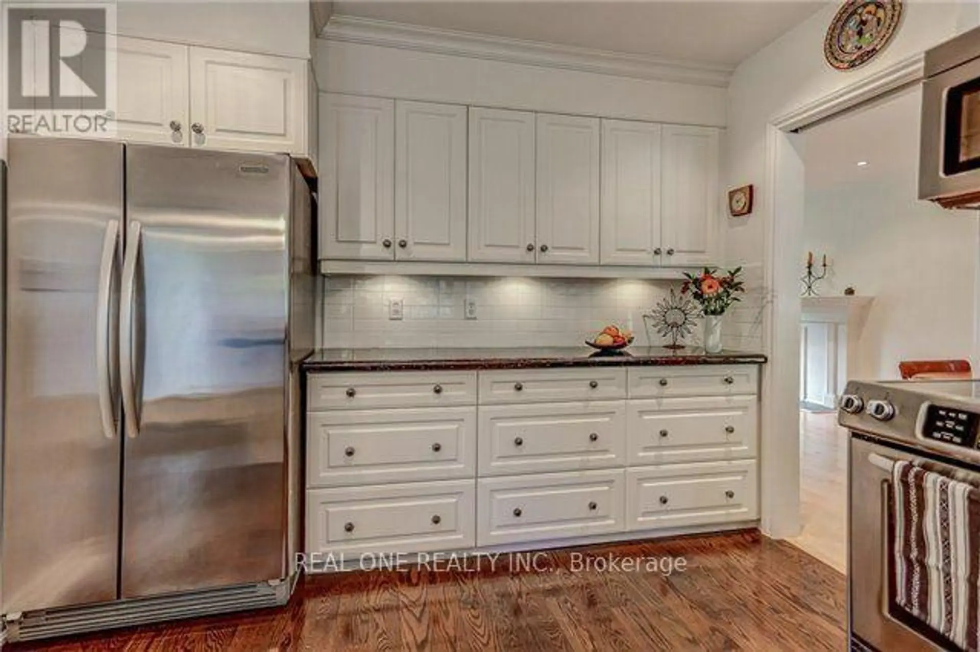 1268 LORNE PARK ROAD - Image 9
