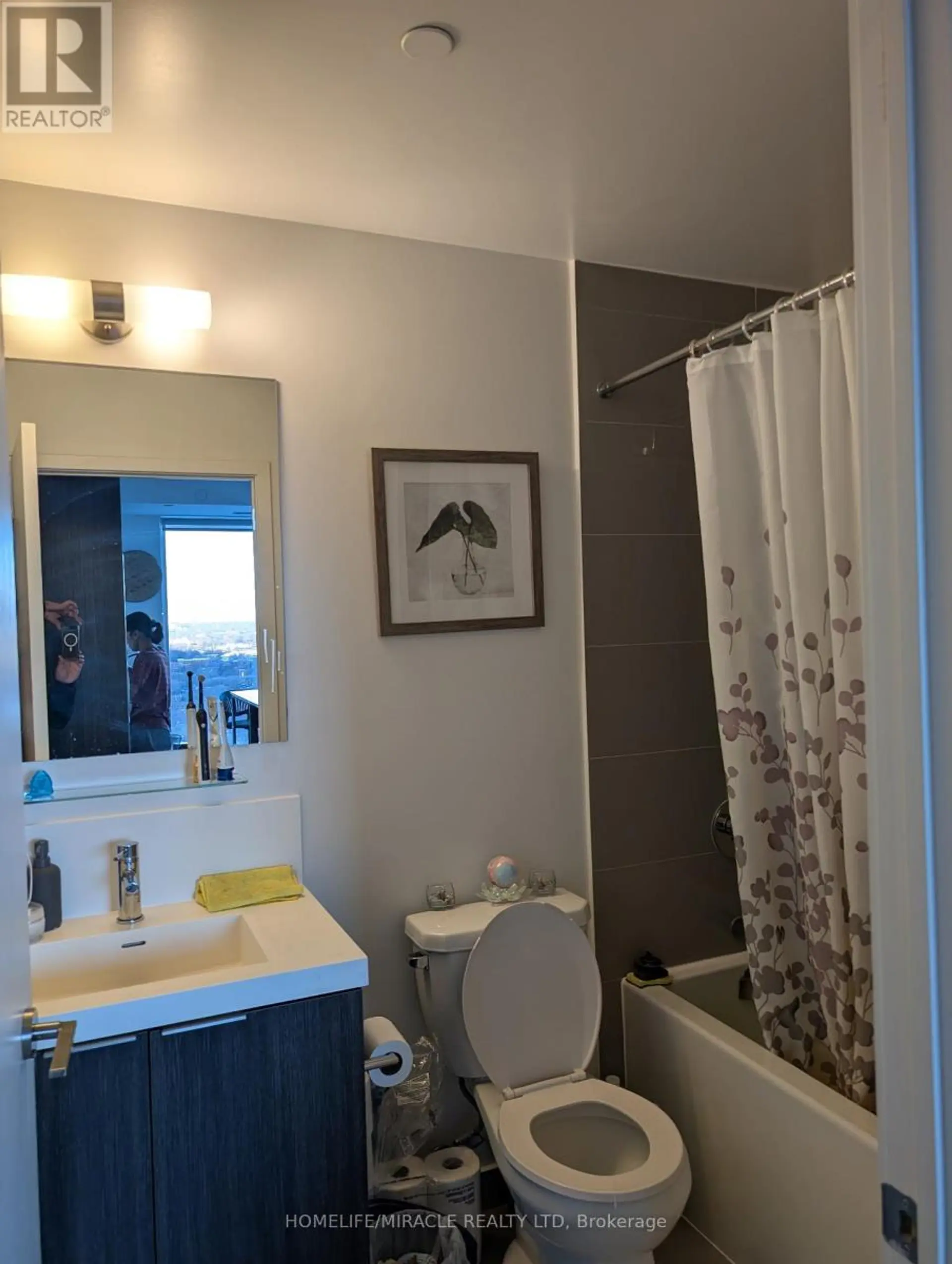#2511 225 SUMACH STREET - Image 5