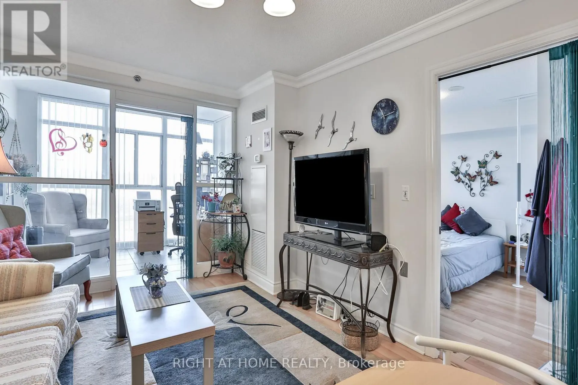 #707 3 MARINE PARADE DRIVE - Image 6