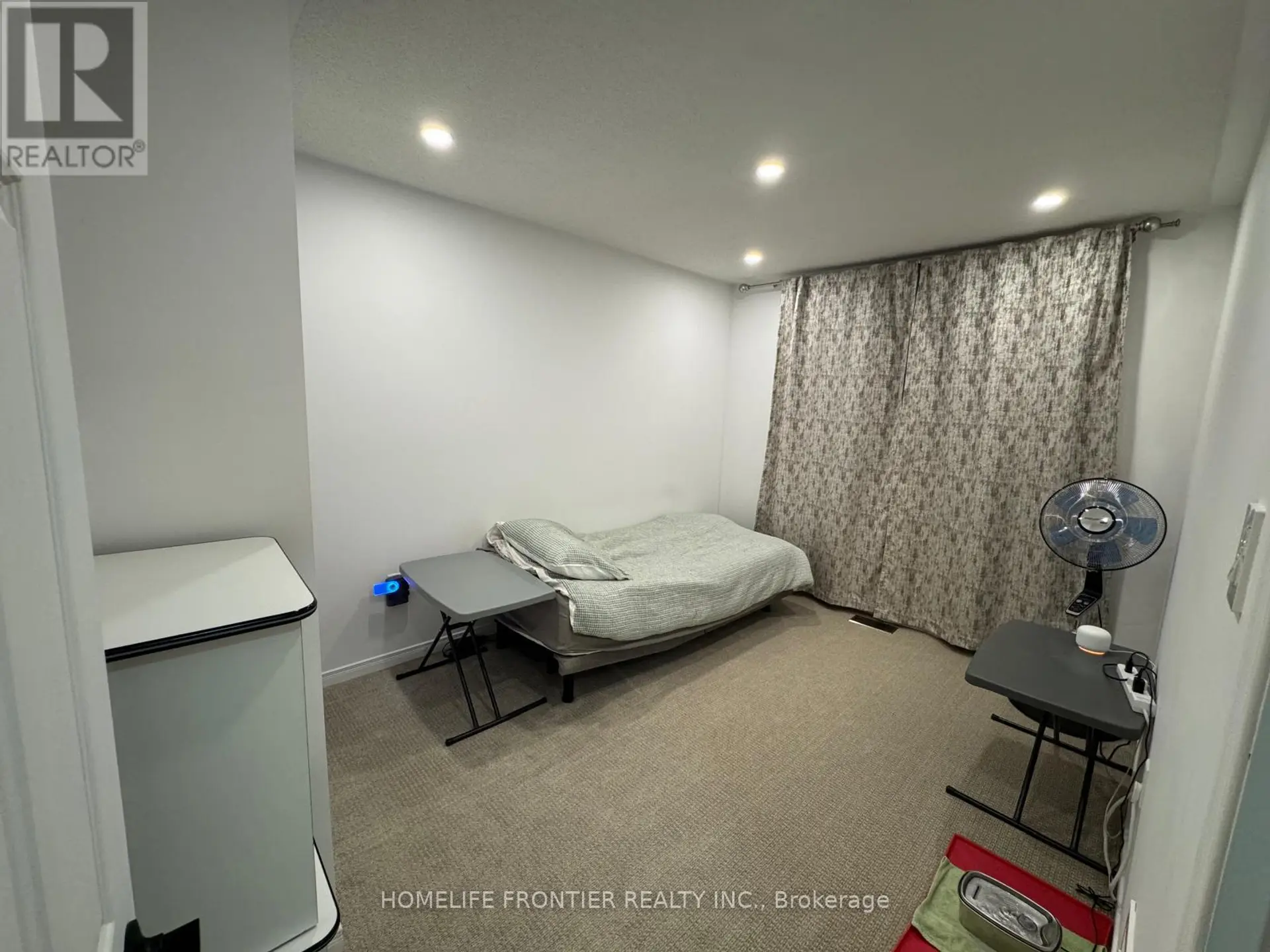 14 BARR CRESCENT - Image 8