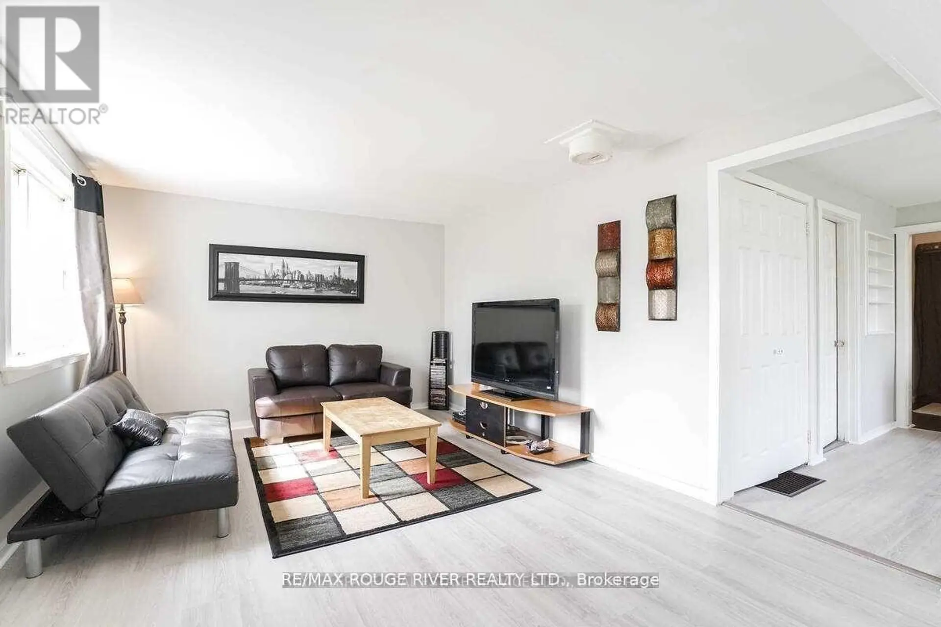 1725 SPRUCE HILL ROAD - Image 4