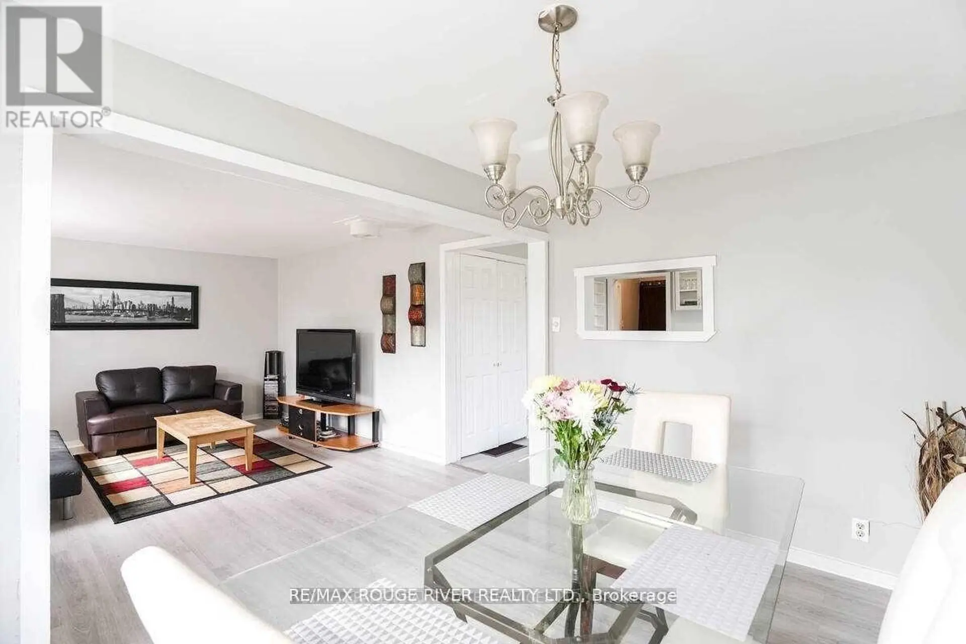 1725 SPRUCE HILL ROAD - Image 6