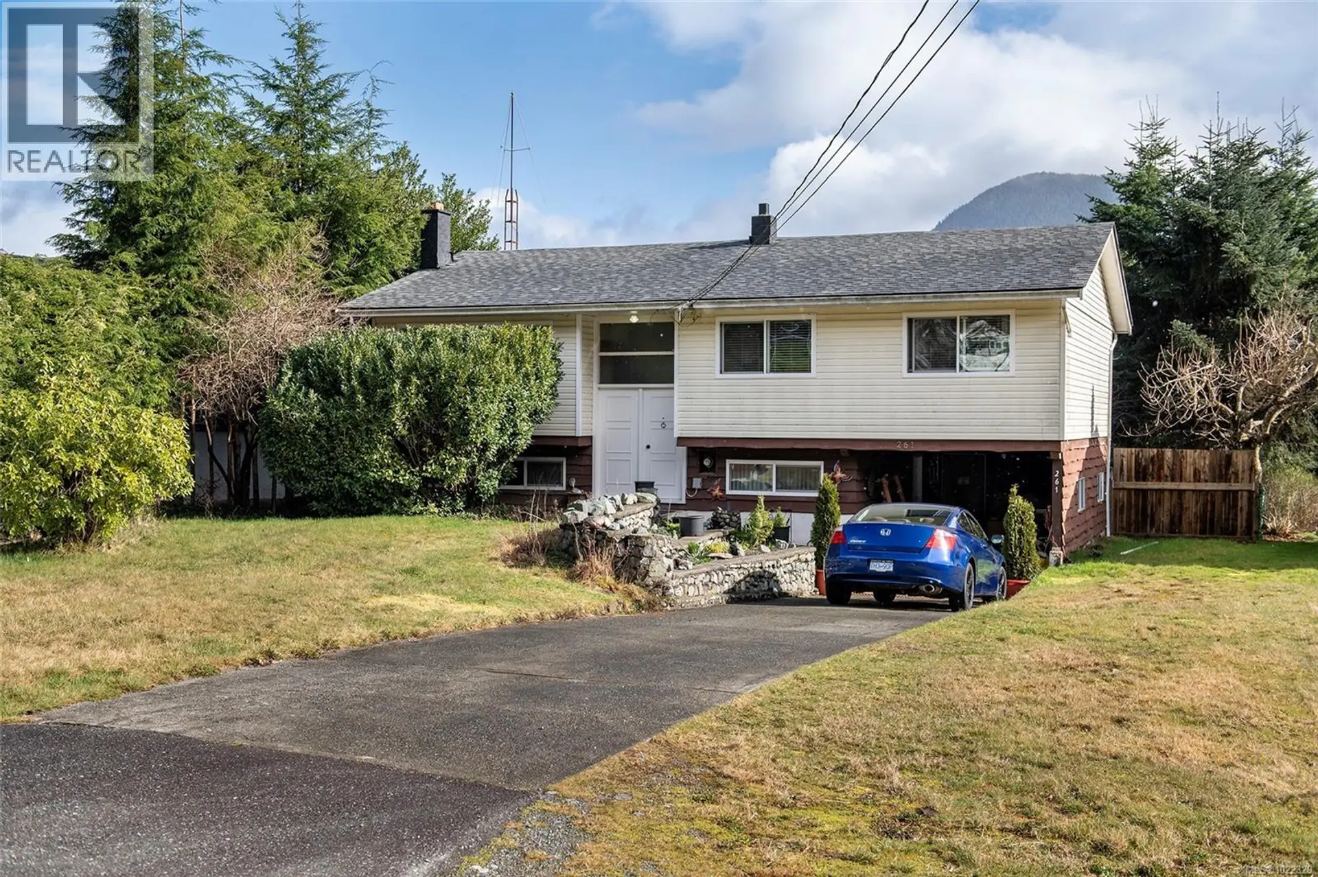 Property at 261 Ambleside Dr, Sayward, BC