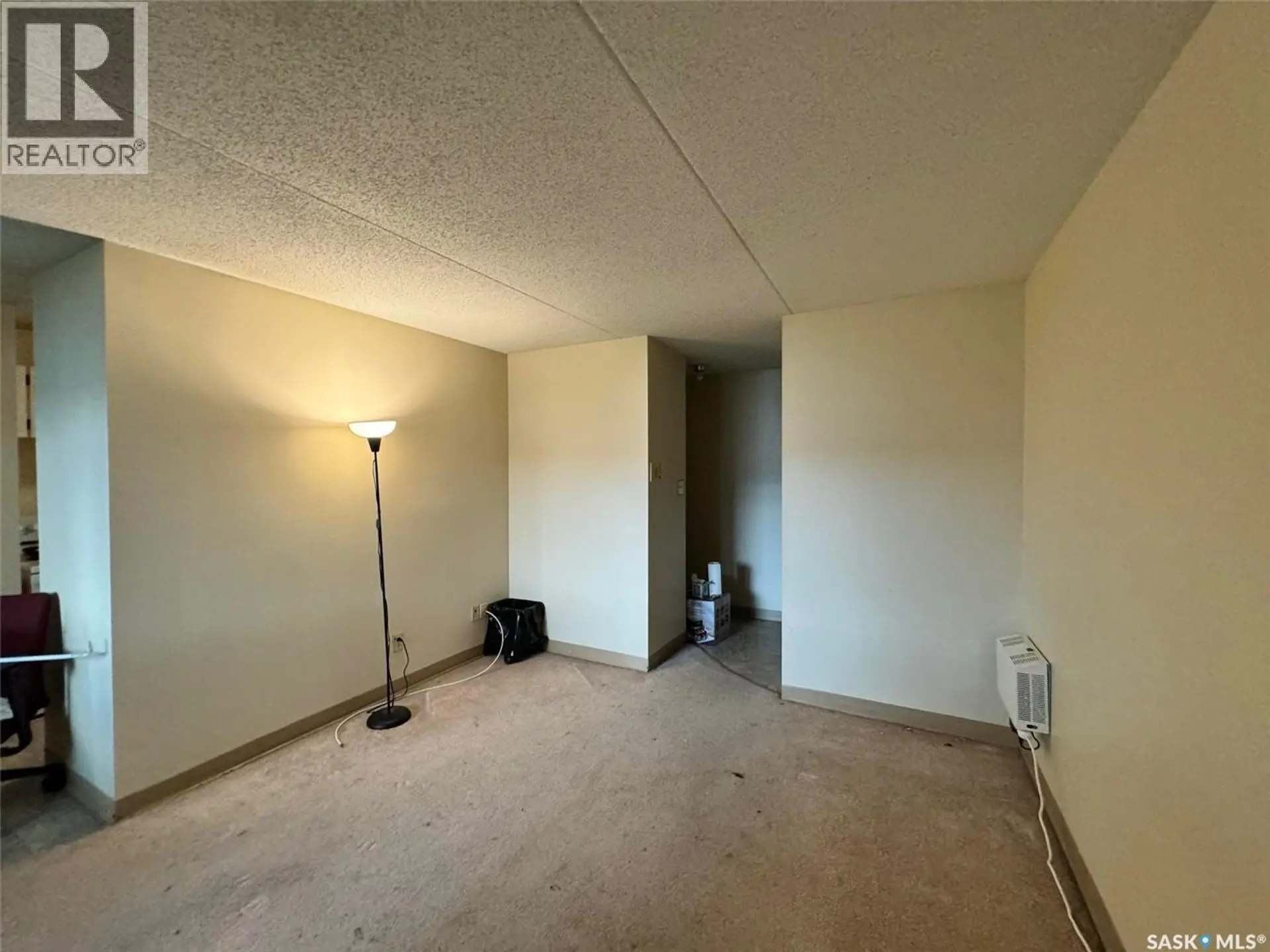 #12 19 CENTENNIAL STREET - Image 4