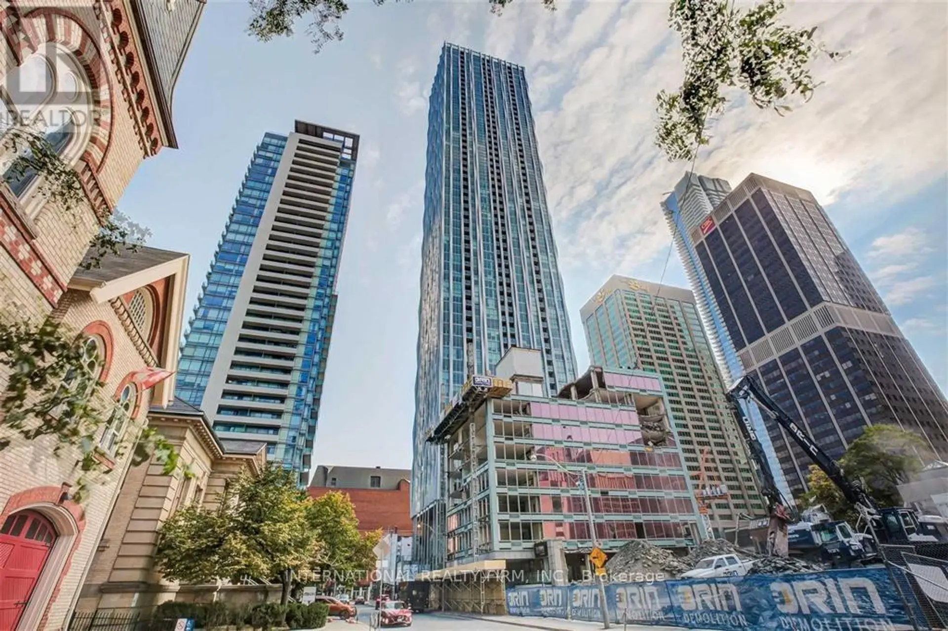 #5409 1 YORKVILLE AVENUE - Image 1