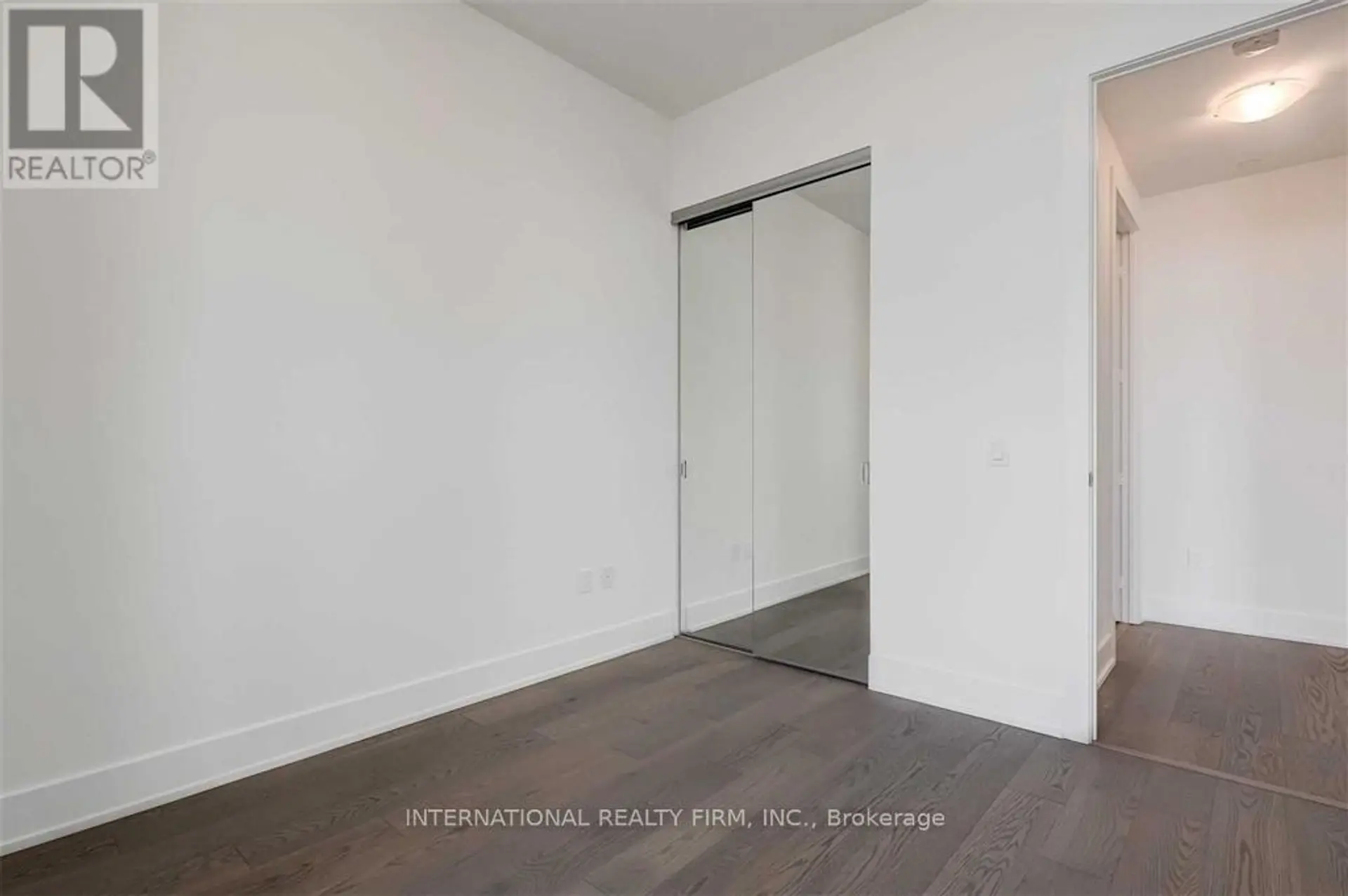 #5409 1 YORKVILLE AVENUE - Image 14